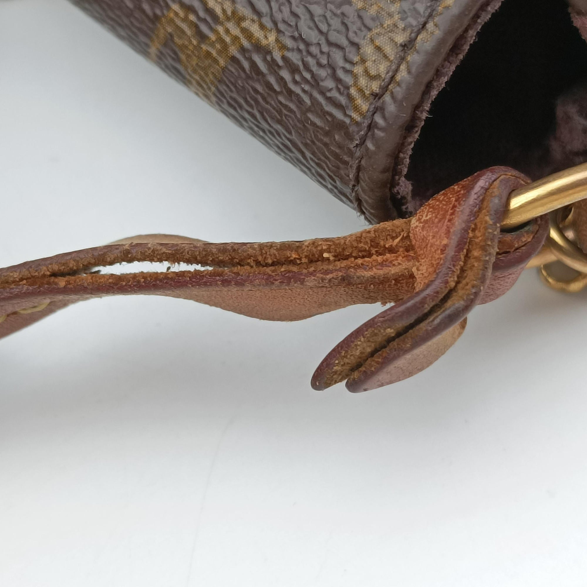 Pre-owned Louis Vuitton FAVORITE PM brown Monogram Canvas M40717 shoulderbag | stylenewstar