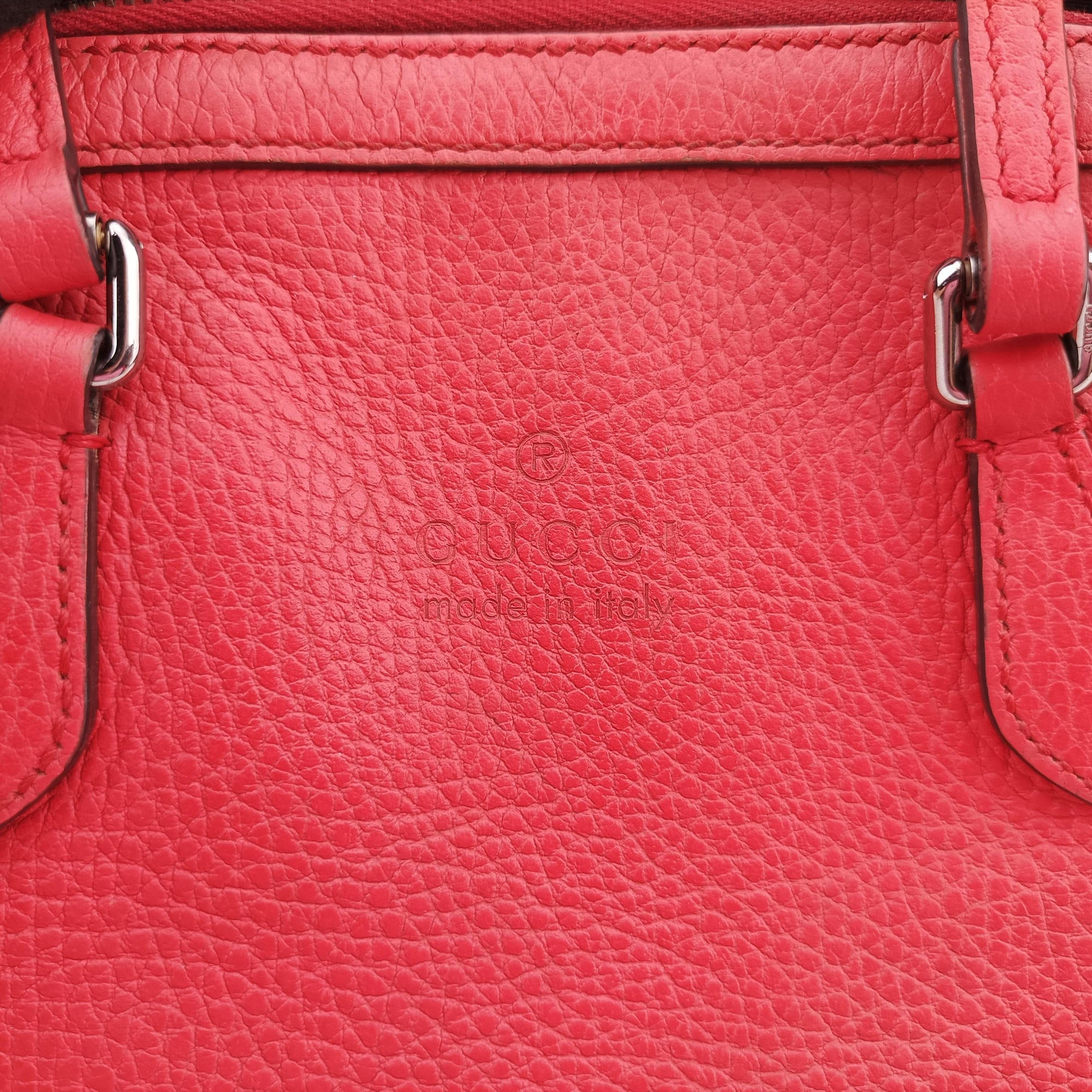 Pre-owned Gucci Microguccissima dome Red Leather 341504 shoulderbag | stylenewstar