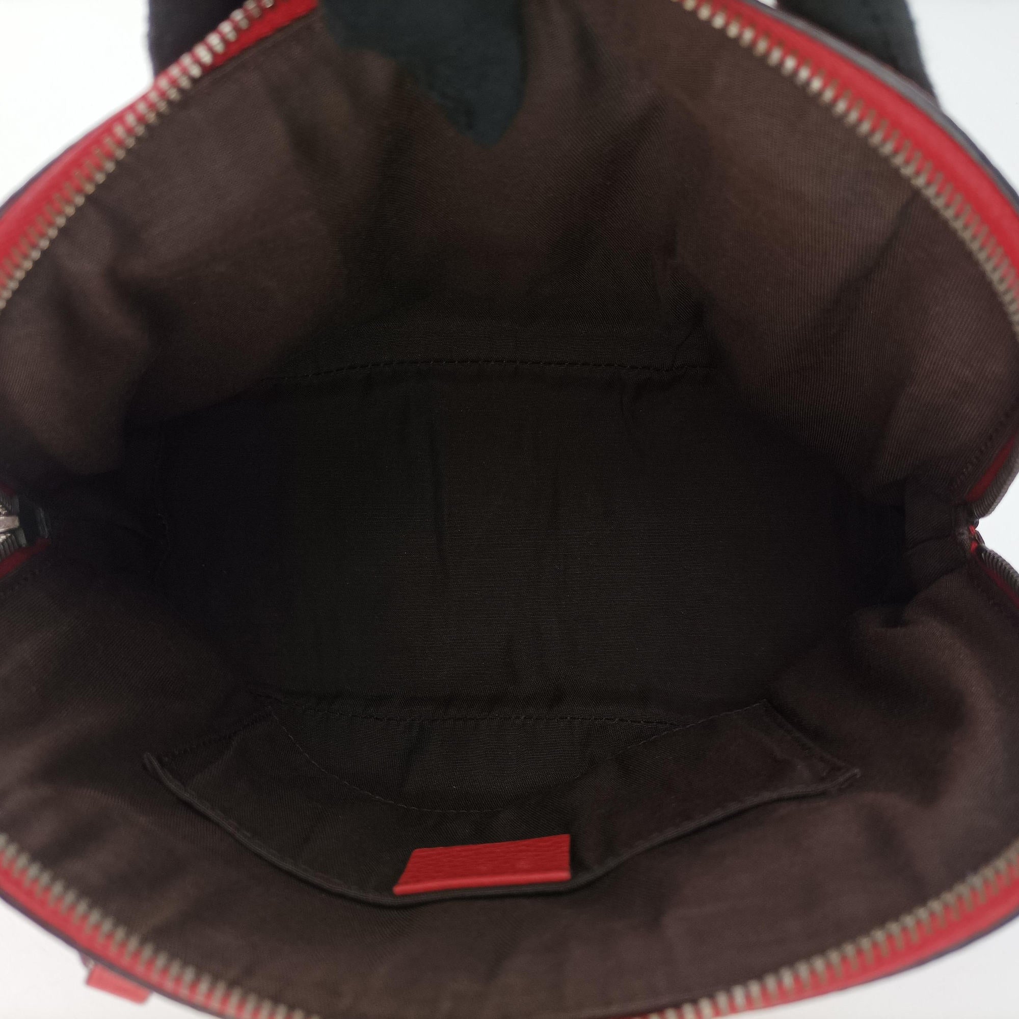 Pre-owned Gucci Microguccissima dome Red Leather 341504 shoulderbag | stylenewstar