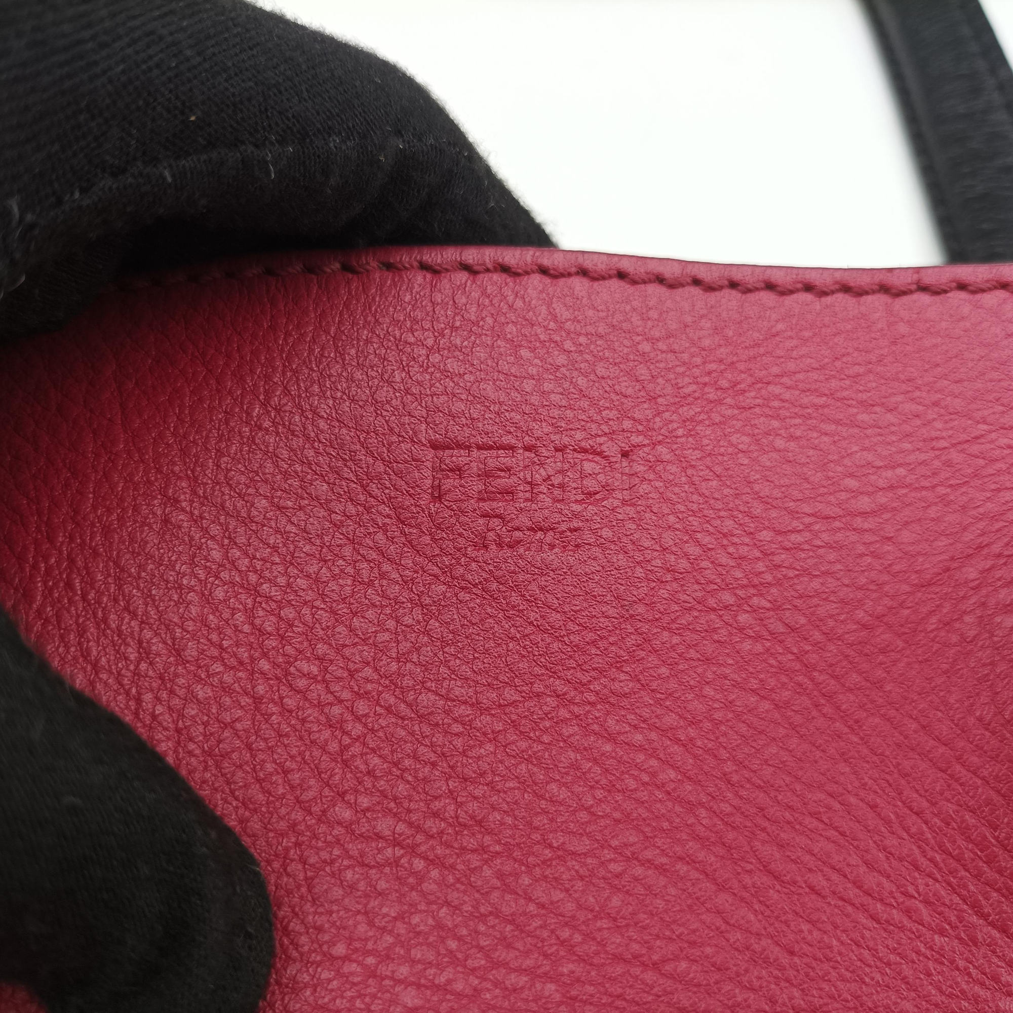 Pre-owned Fendi All in tote Rose Leather 8BH260 handbag | stylenewstar