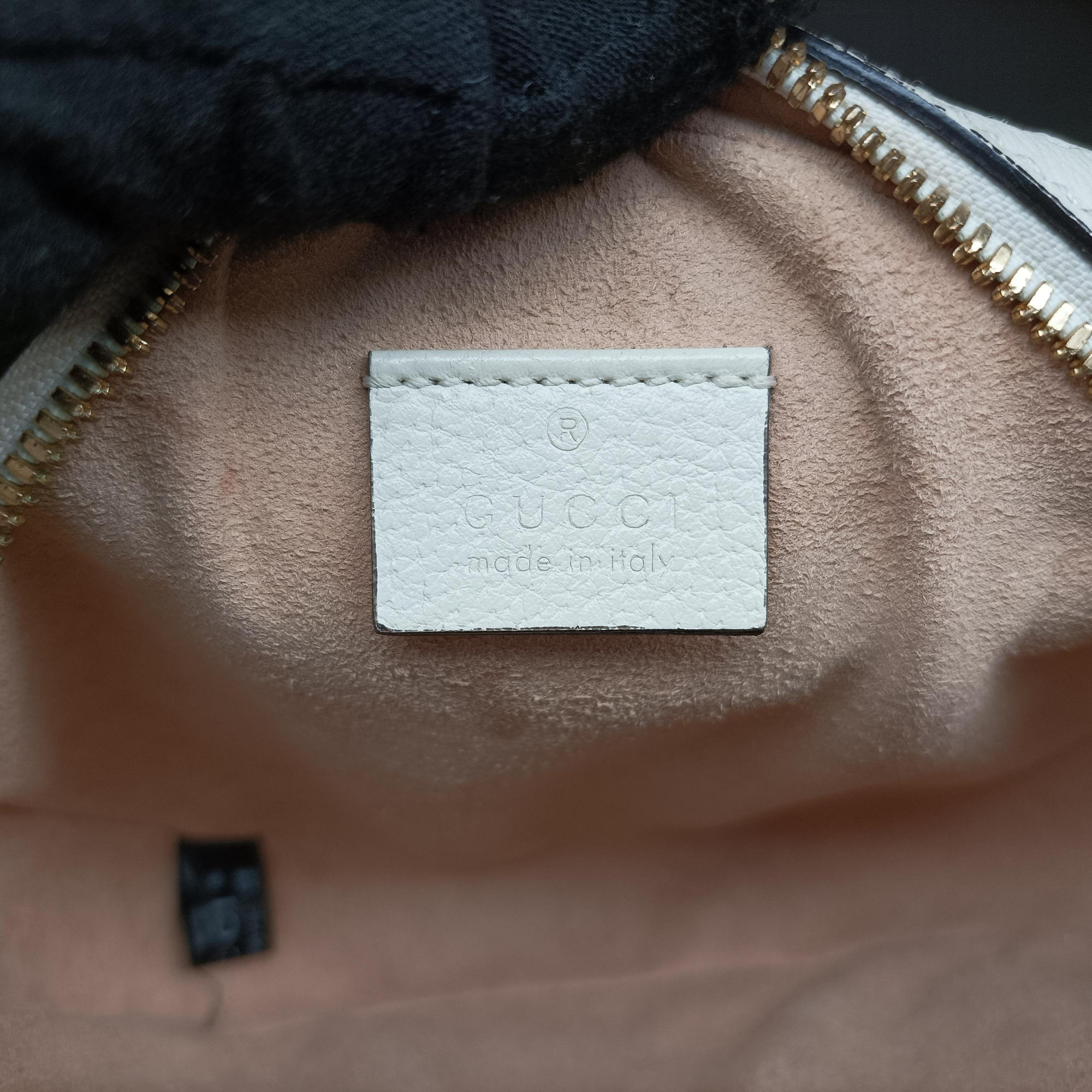 Secondhand Gucci Ophidia White Leather 550618 shoulderbag | stylenewstar