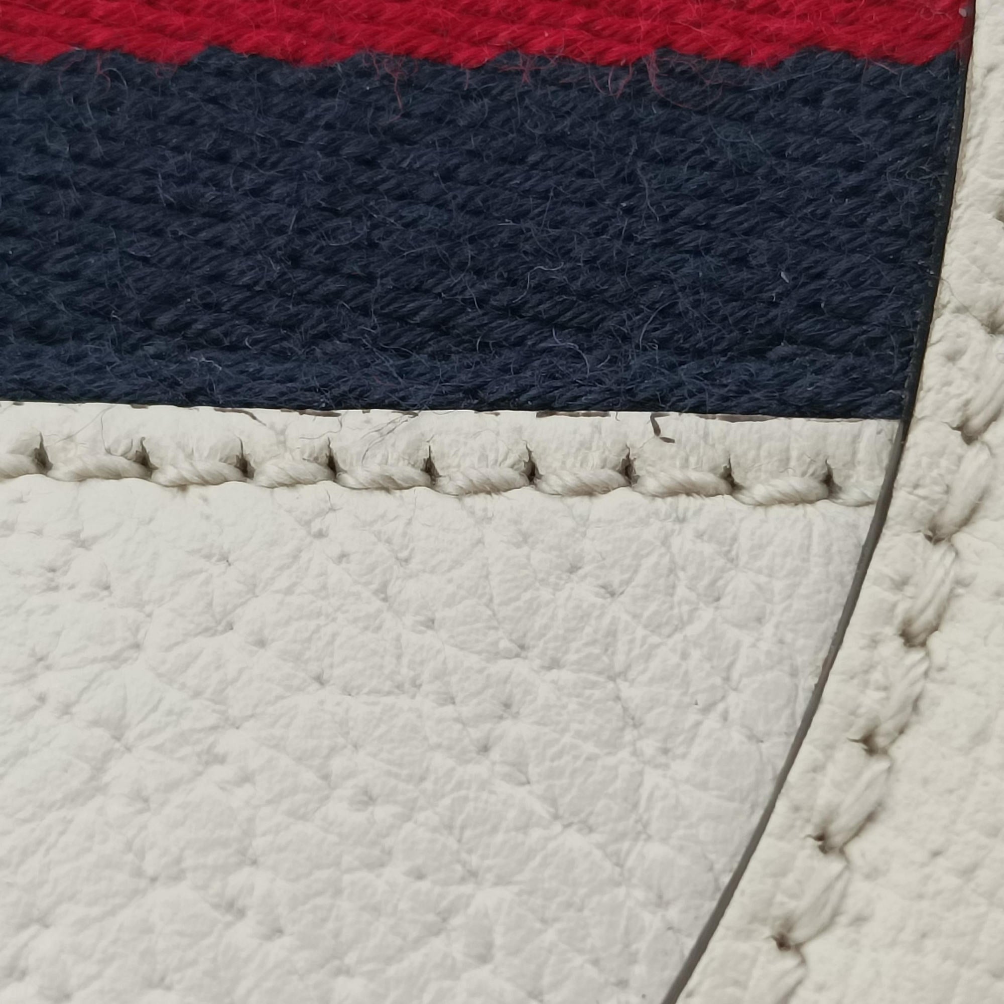 Secondhand Gucci Ophidia White Leather 550618 shoulderbag | stylenewstar