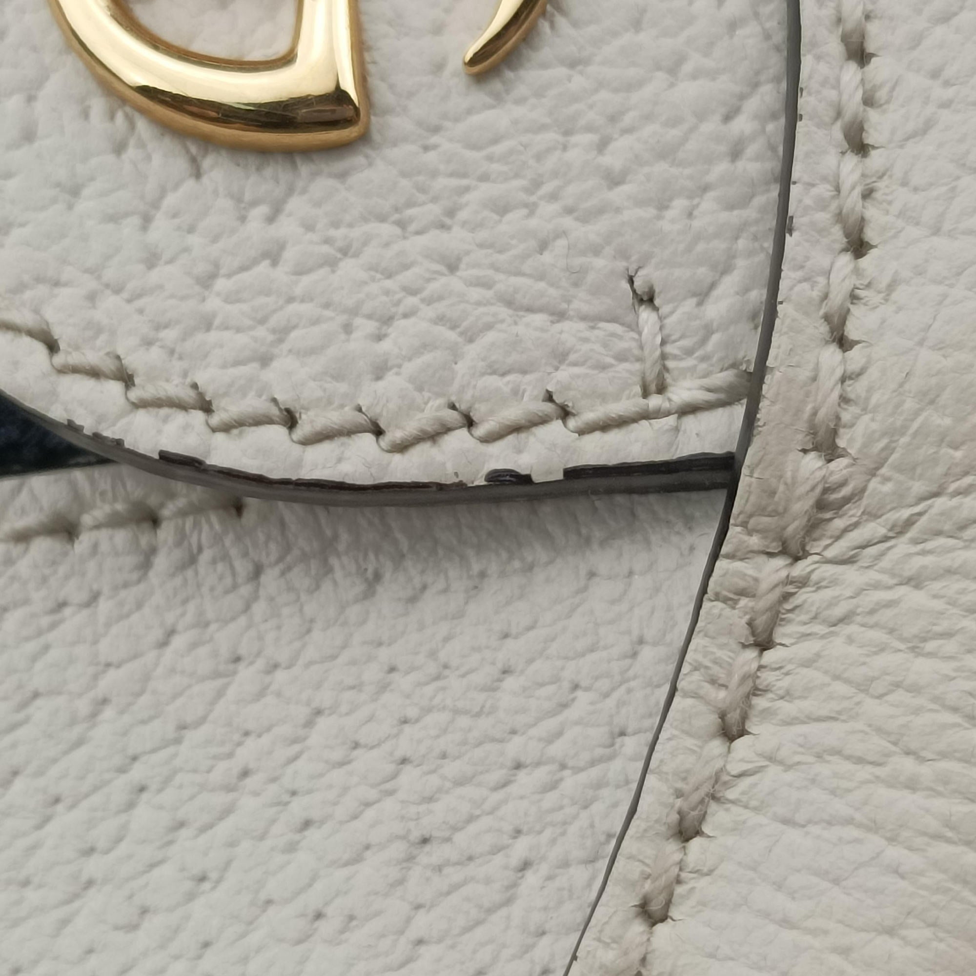 Secondhand Gucci Ophidia White Leather 550618 shoulderbag | stylenewstar
