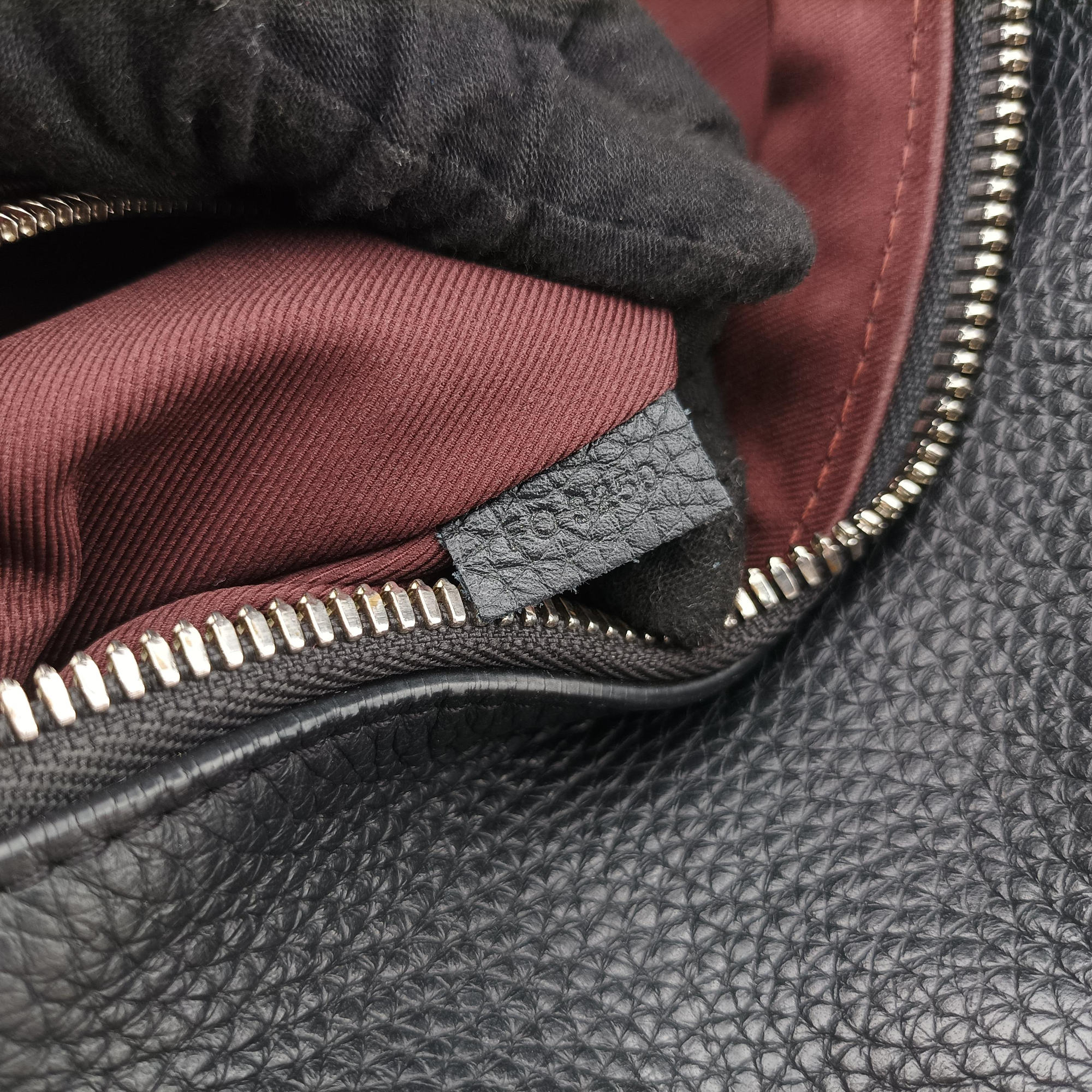 Vintage Louis Vuitton ARMAND Noir Taurillon Leather M42687 backpack/rucksack | stylenewstar