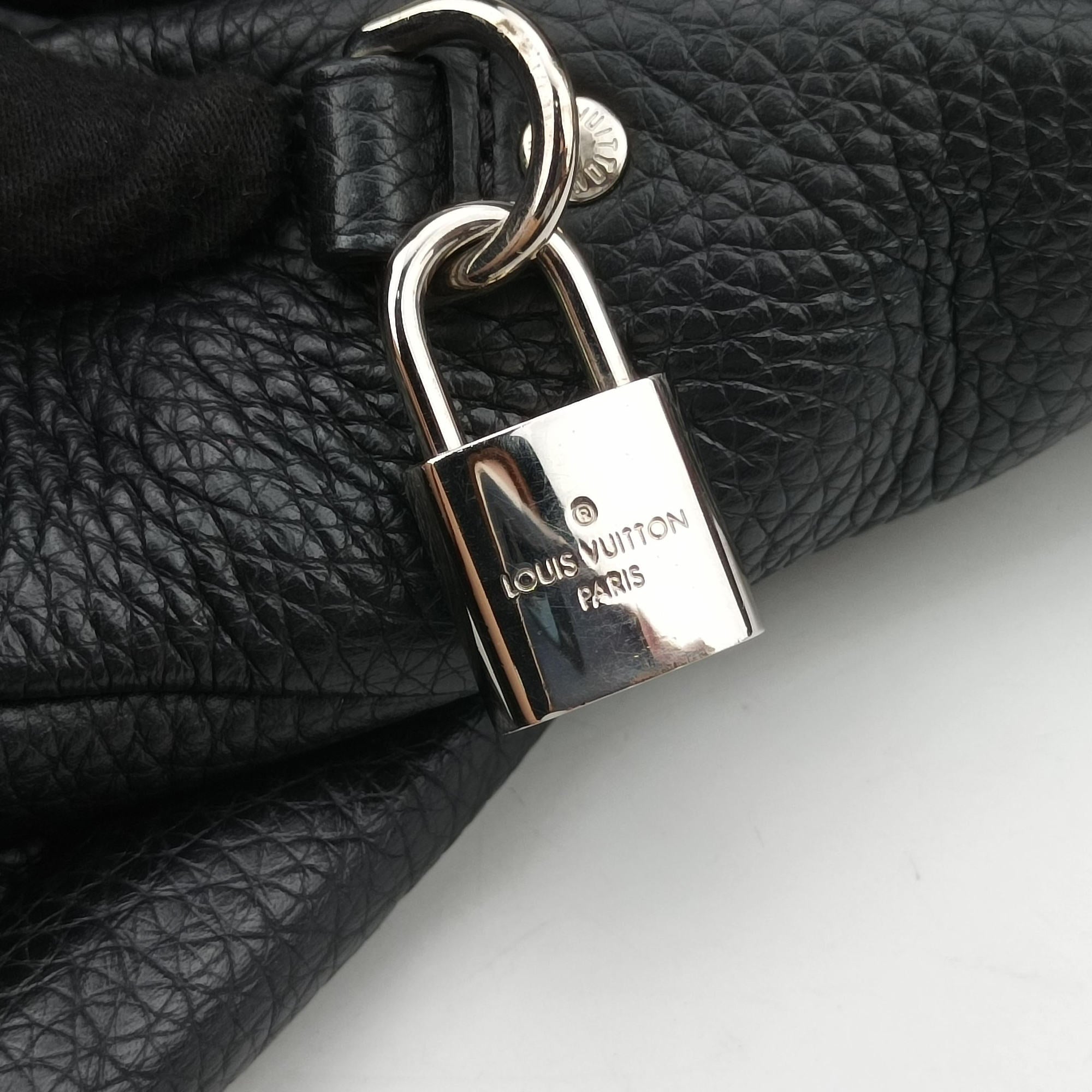 Vintage Louis Vuitton ARMAND Noir Taurillon Leather M42687 backpack/rucksack | stylenewstar