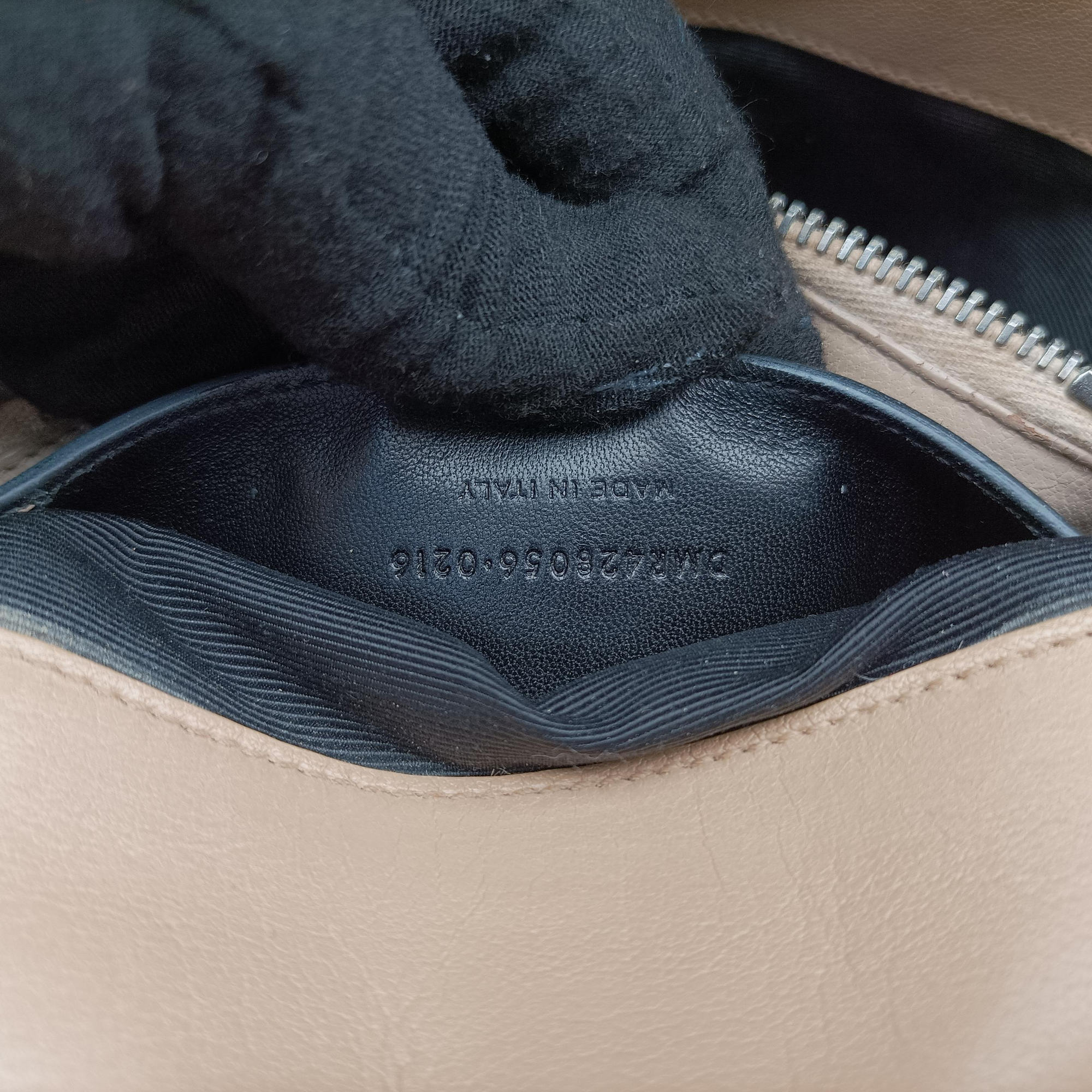 Pre-owned Yves Saint Laurent COLLEGE Beige Leather 428056 shoulderbag | stylenewstar