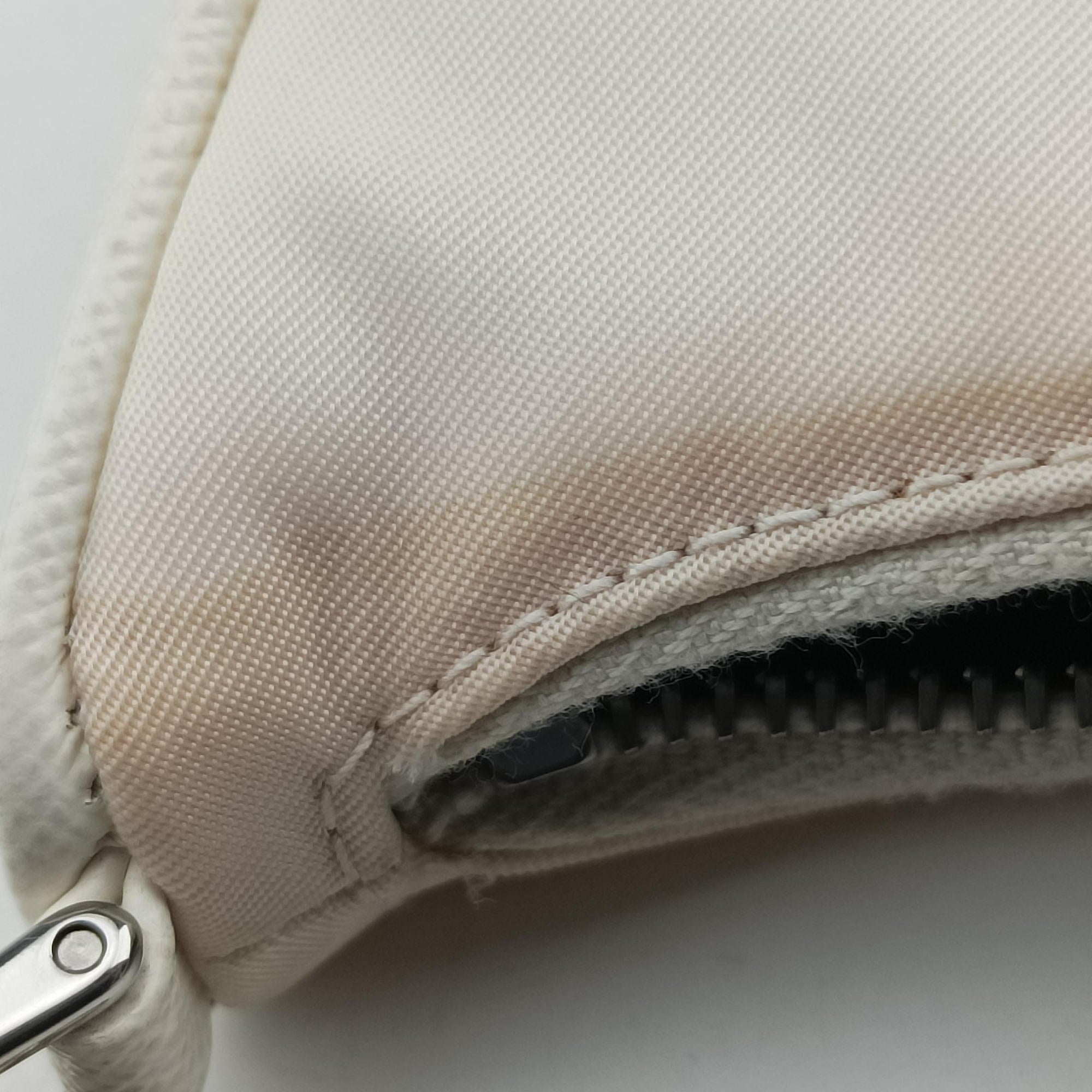 Secondhand Prada Re-Edition Nylon Mini White nylon 1TT122 shoulderbag | stylenewstar