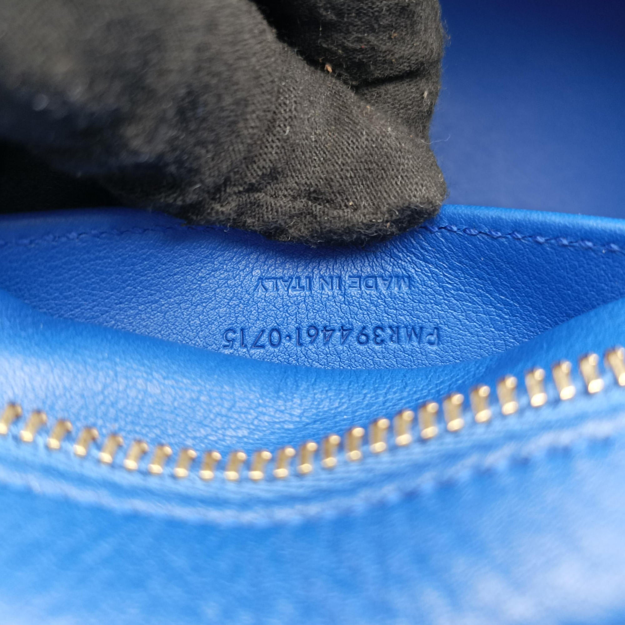 Secondhand Yves Saint Laurent BABY CABAS Blue Leather 394461 shoulderbag | stylenewstar