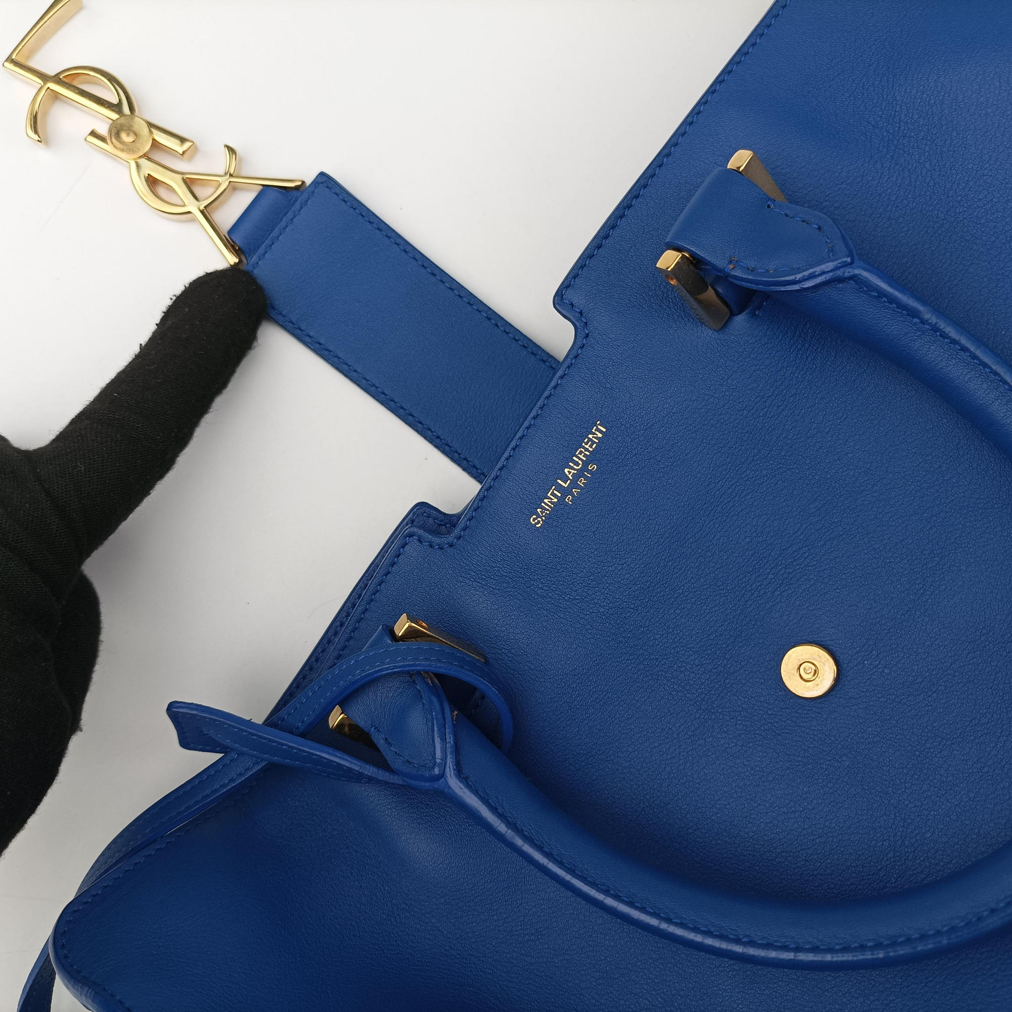 Secondhand Yves Saint Laurent BABY CABAS Blue Leather 394461 shoulderbag | stylenewstar