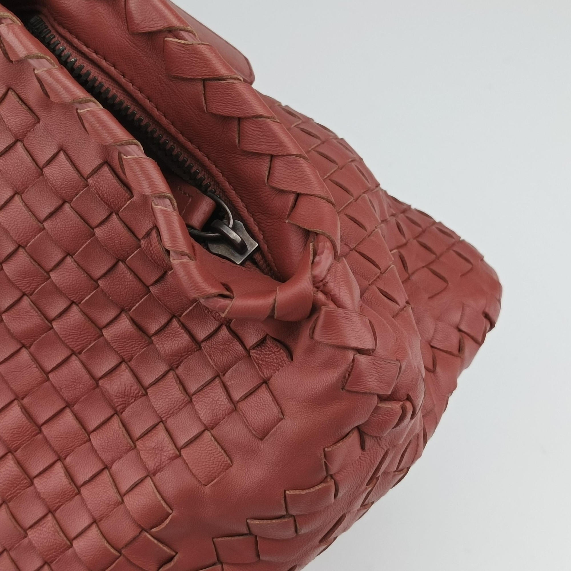Pre-owned Bottega Veneta Intrecciato Pink lambskin  handbag | stylenewstar