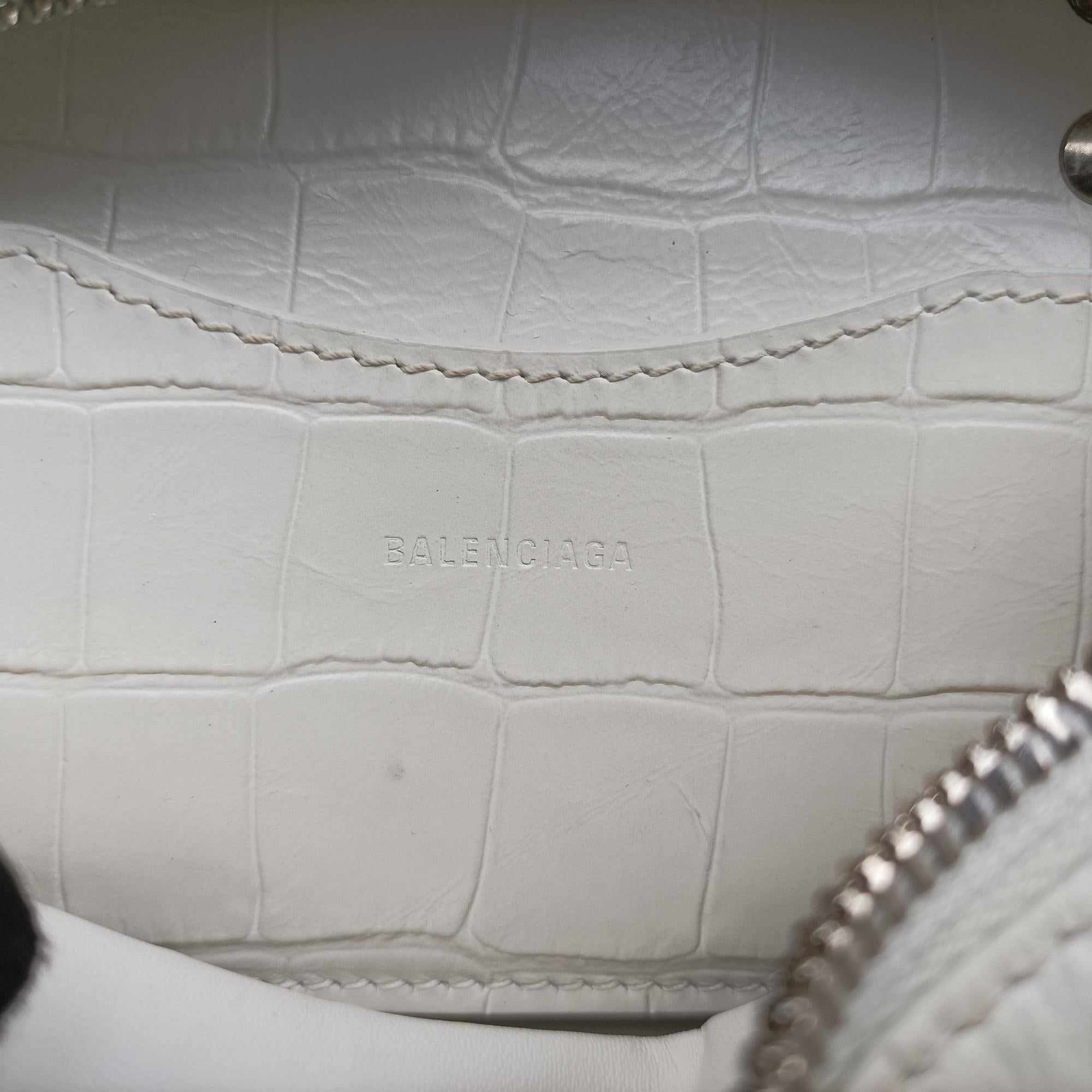 Pre-owned Balenciaga Neo Cagole XS White Leather  shoulderbag | stylenewstar