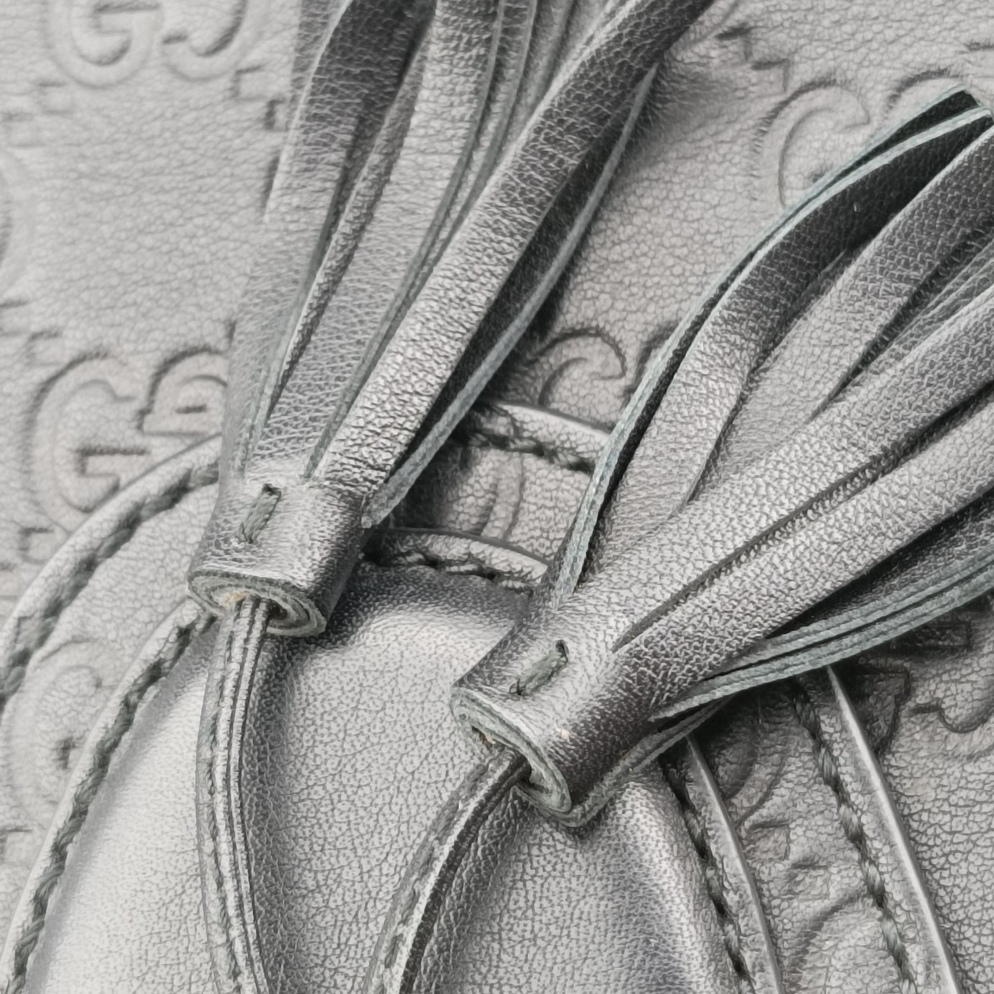 Pre-owned Gucci Emily Black Leather 295403 shoulderbag | stylenewstar
