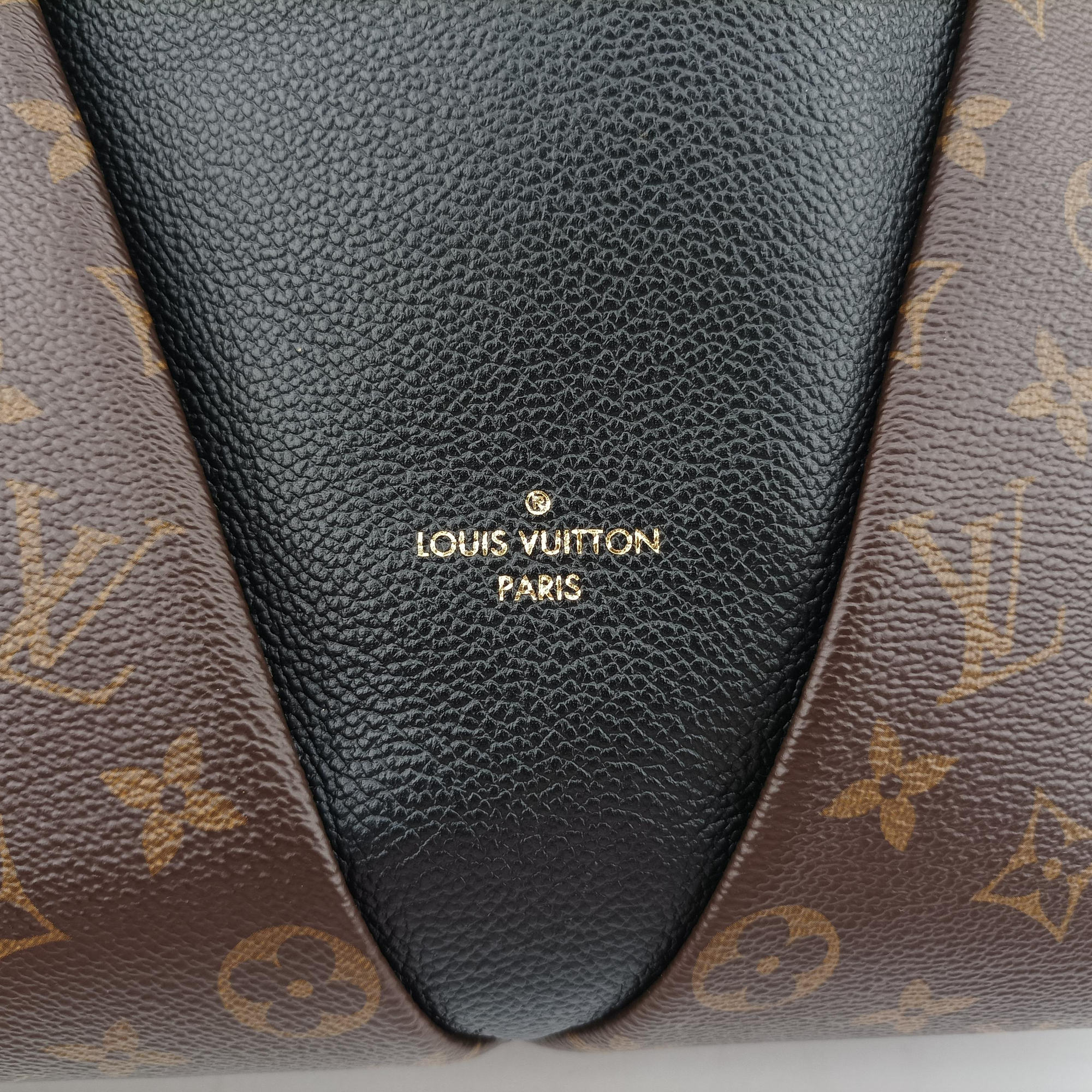 Pre-owned Louis Vuitton V TOTE BB brown MARRON×BLACK Monogram Canvas×calf leather M43948 shoulderbag | stylenewstar