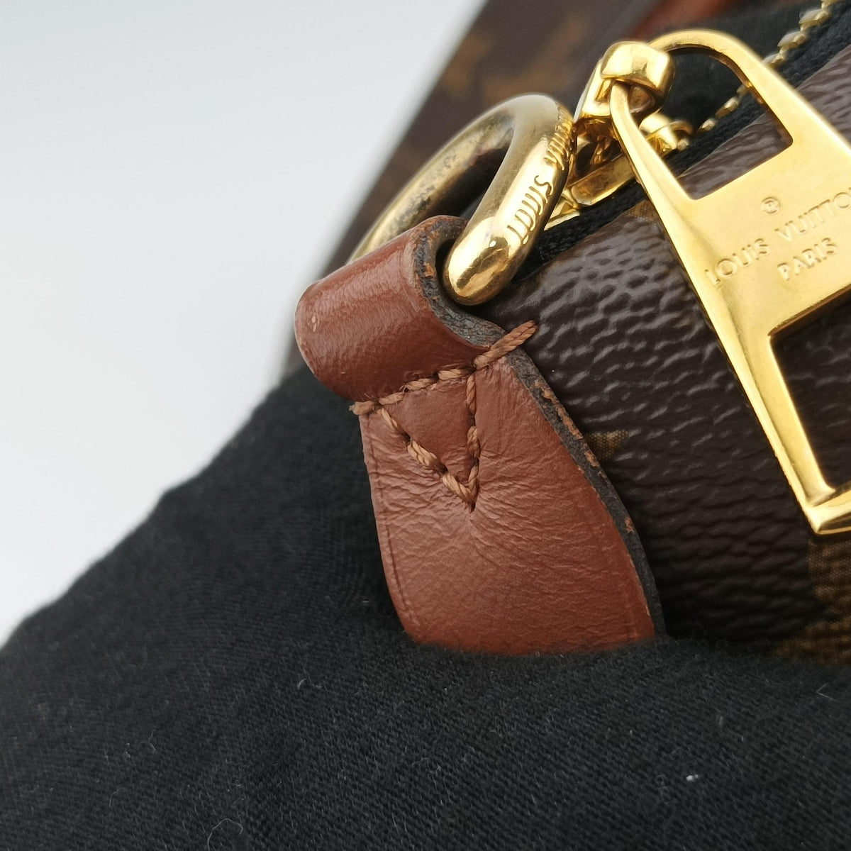 Pre-owned Louis Vuitton V TOTE BB brown MARRON×BLACK Monogram Canvas×calf leather M43948 shoulderbag | stylenewstar