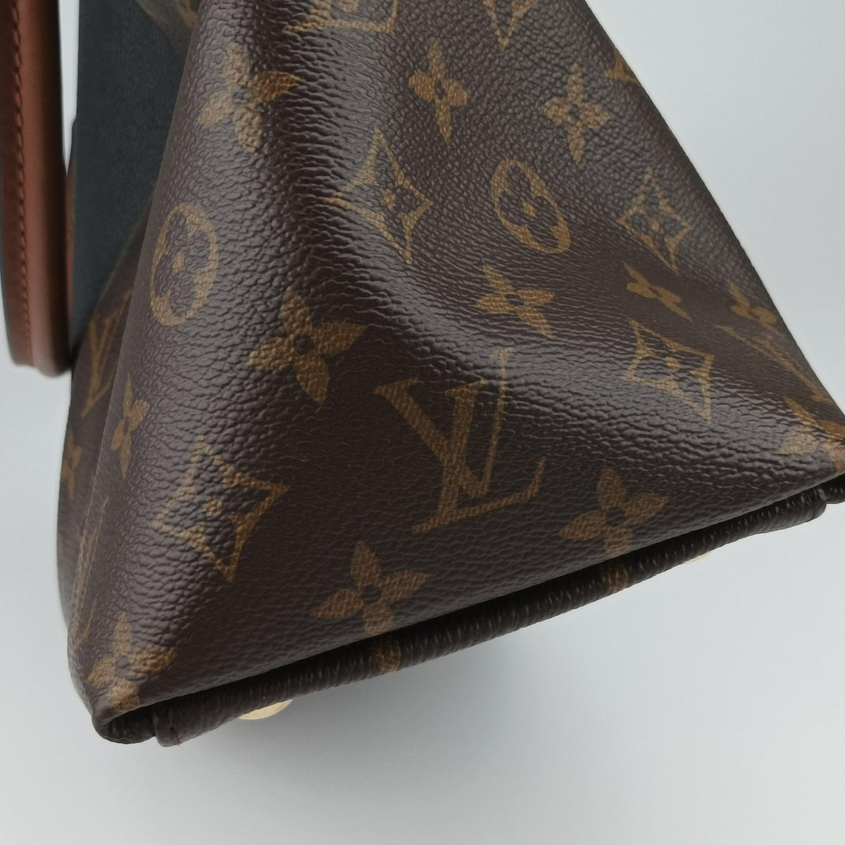 Pre-owned Louis Vuitton V TOTE BB brown MARRON×BLACK Monogram Canvas×calf leather M43948 shoulderbag | stylenewstar