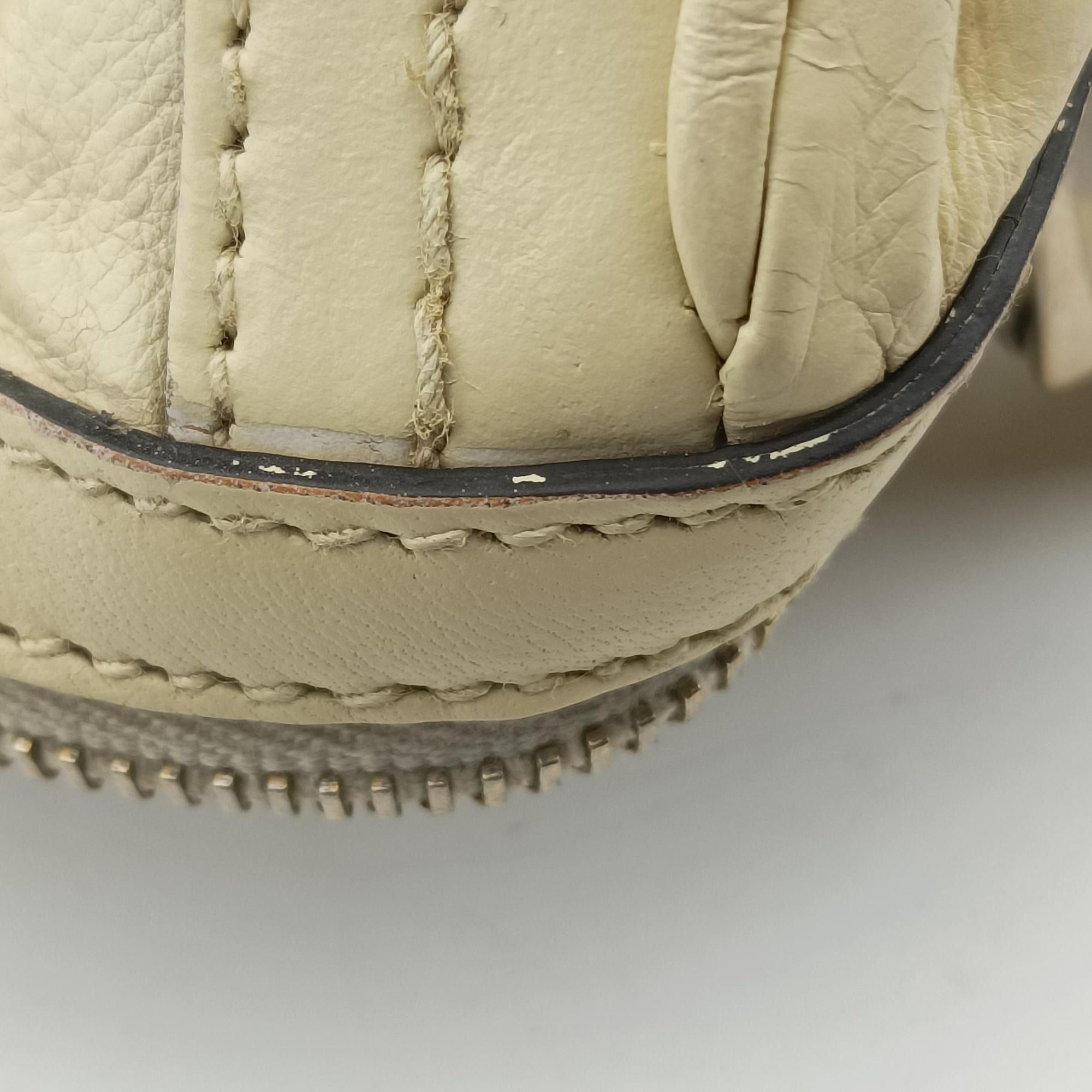 Secondhand Gucci Sherry Line Beige Leather 181485 handbag | stylenewstar