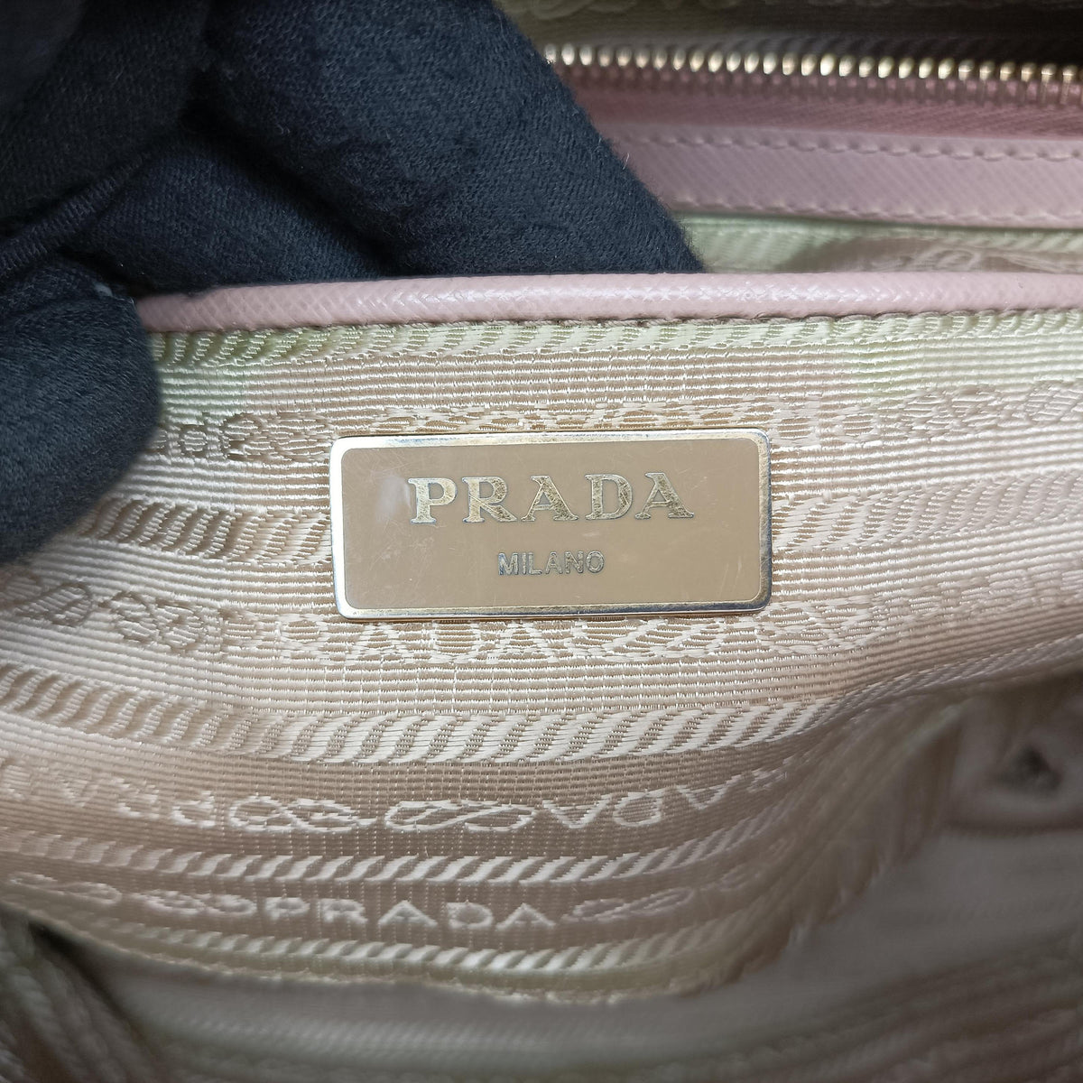 Secondhand Prada Galleria Pink SAFFIANO Leather BN1786 shoulderbag | stylenewstar
