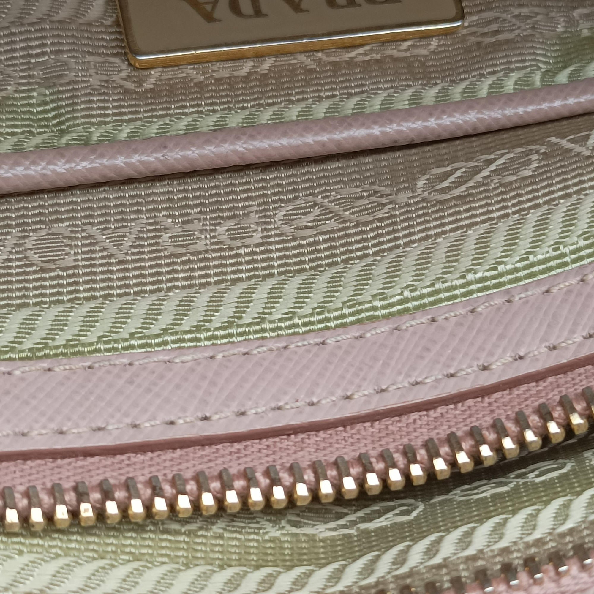 Secondhand Prada Galleria Pink SAFFIANO Leather BN1786 shoulderbag | stylenewstar