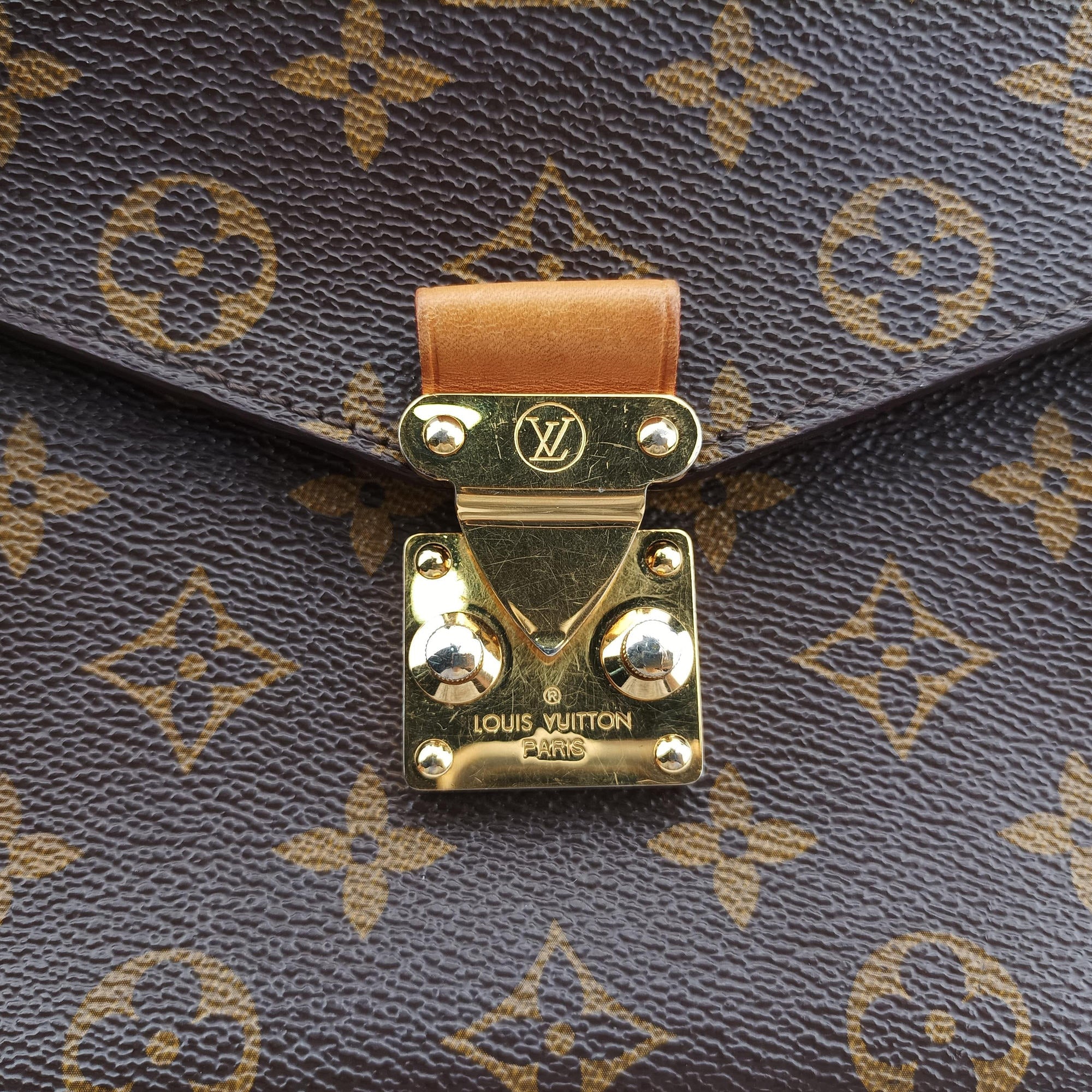 Vintage Louis Vuitton Pochette Metis MM Brown Monogram Canvas M44875 shoulderbag | stylenewstar