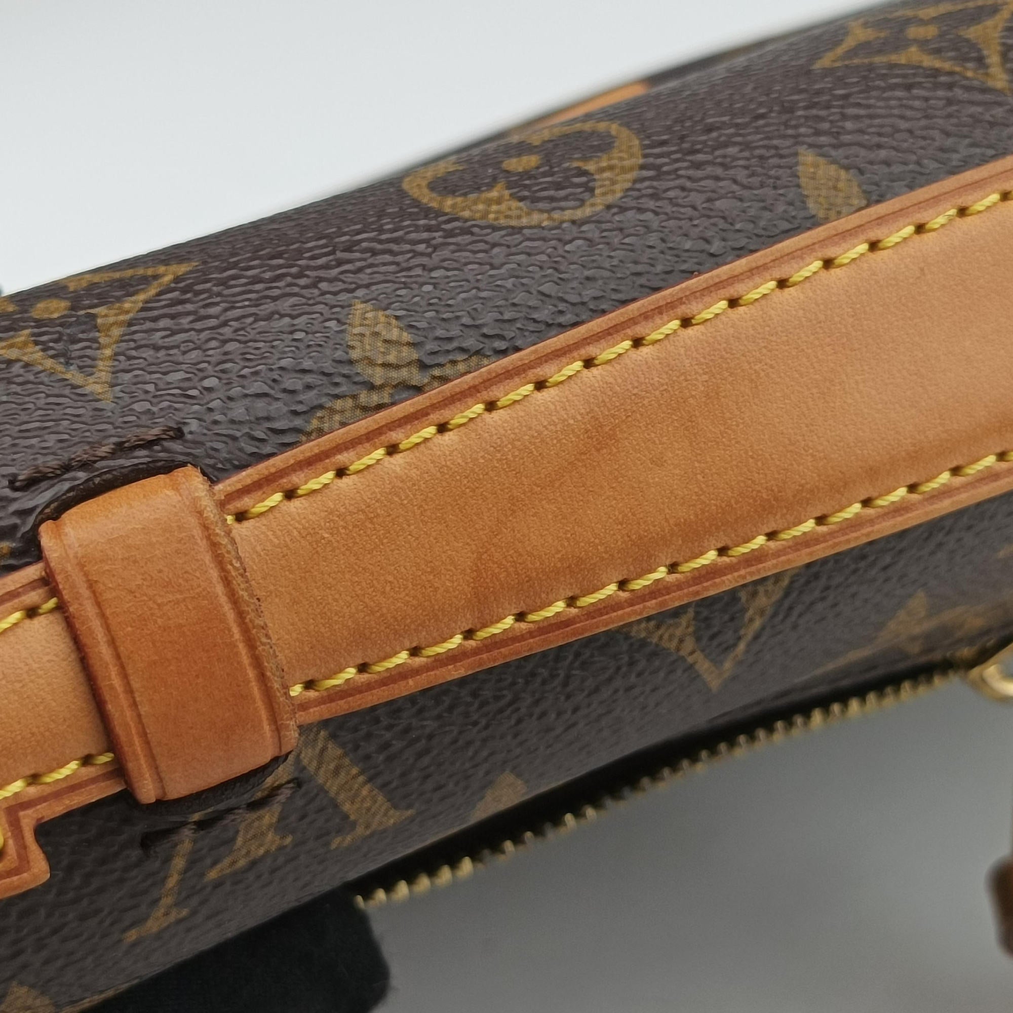 Vintage Louis Vuitton Pochette Metis MM Brown Monogram Canvas M44875 shoulderbag | stylenewstar