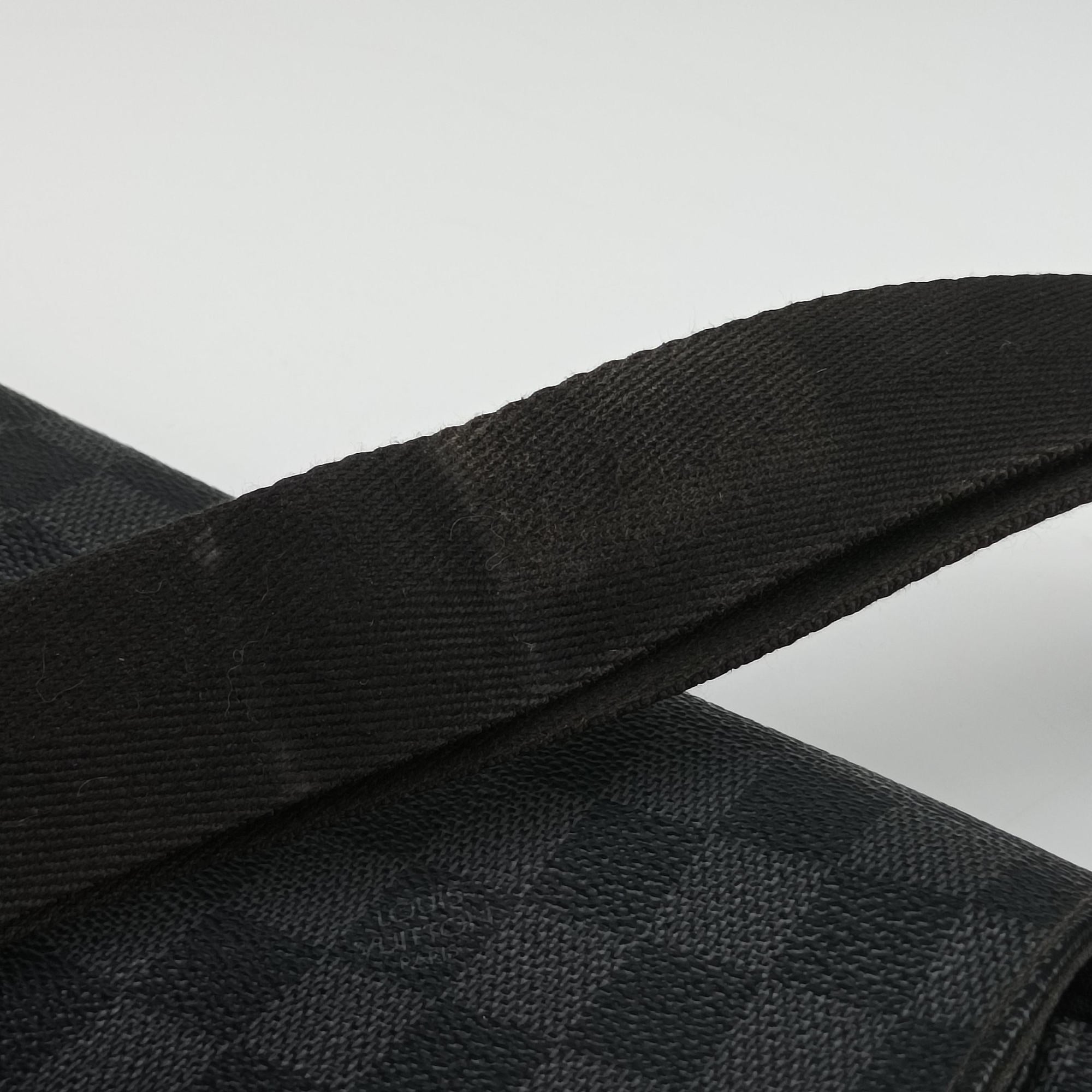 Vintage Louis Vuitton DANIEL MM Noir Damier GRAPHITE N58029 shoulderbag | stylenewstar