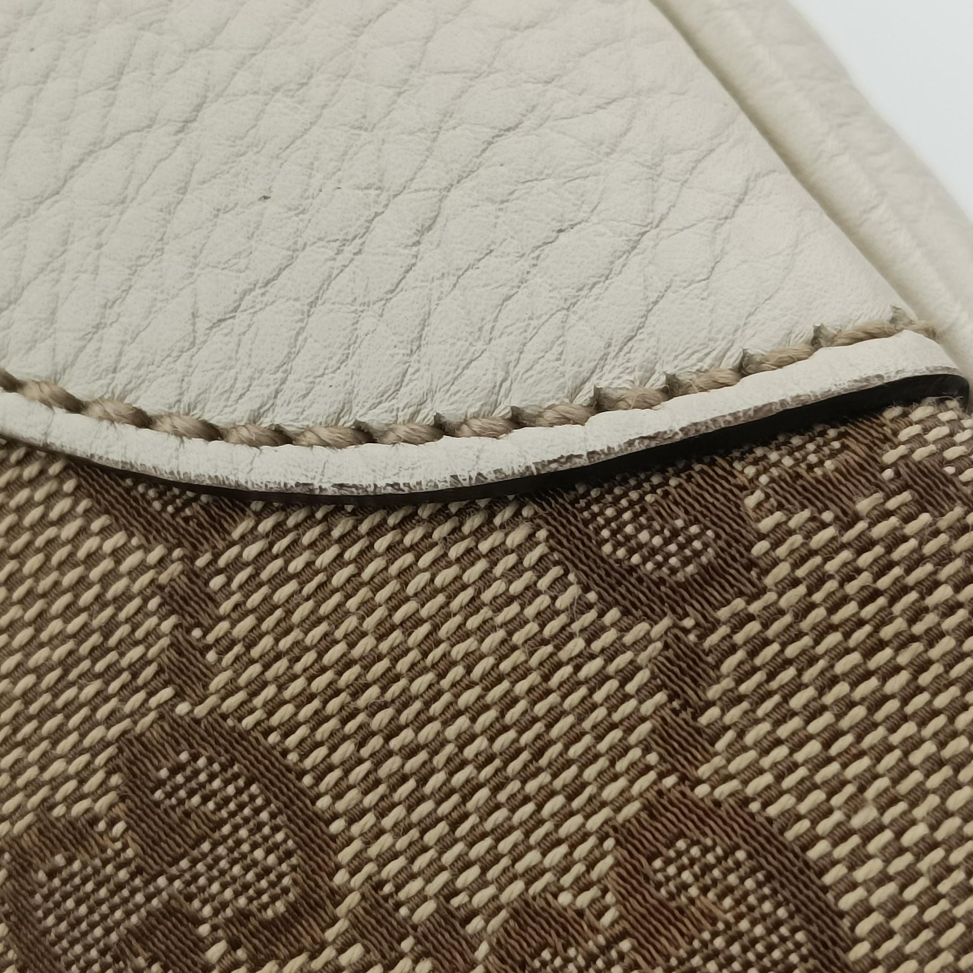 Pre-owned Gucci Bamboo Beige×White Canvas×Leather 282315 shoulderbag | stylenewstar