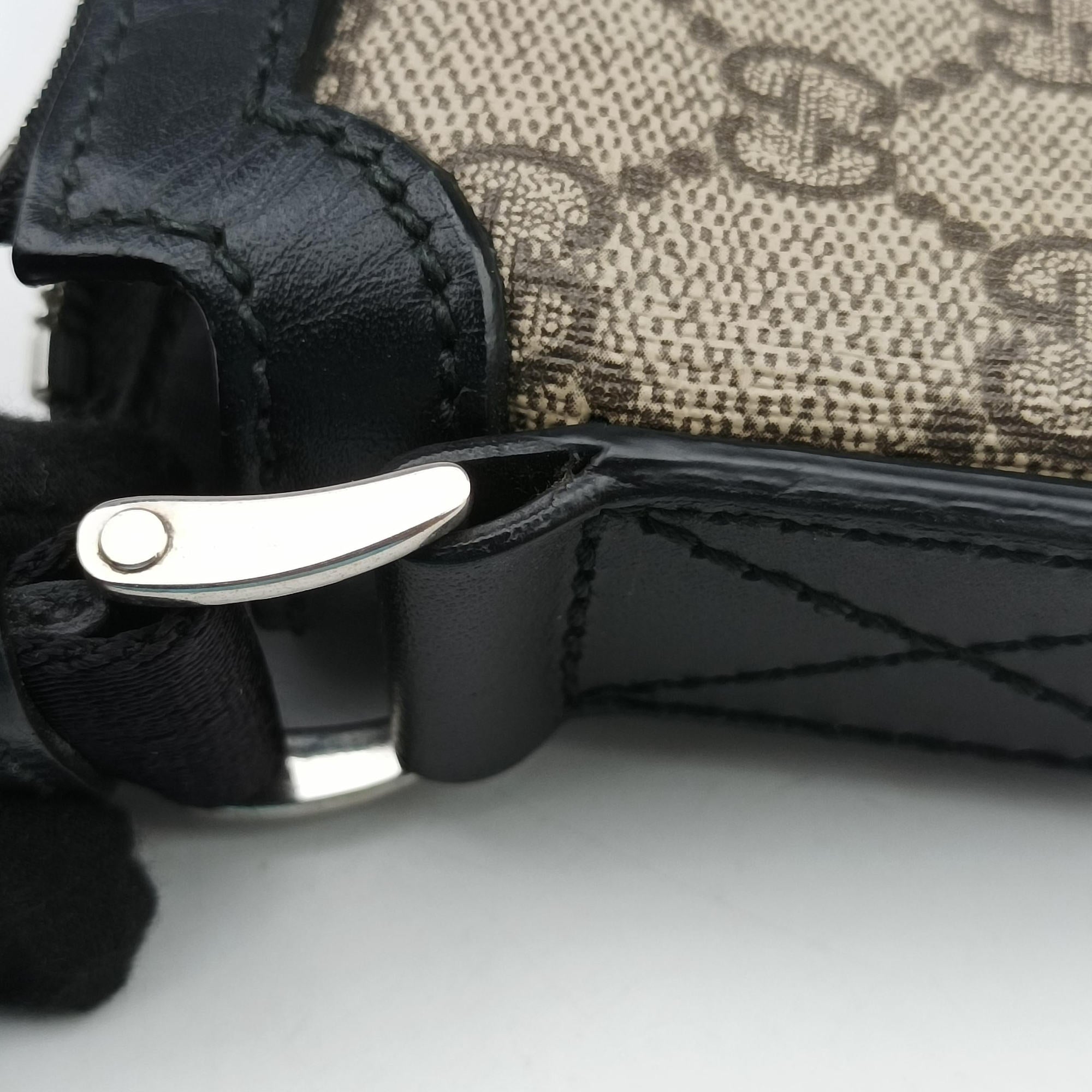Pre-owned Gucci Web GG Supreme Messenger Beige×Multicolour PVC coated canvas 471454 shoulderbag | stylenewstar