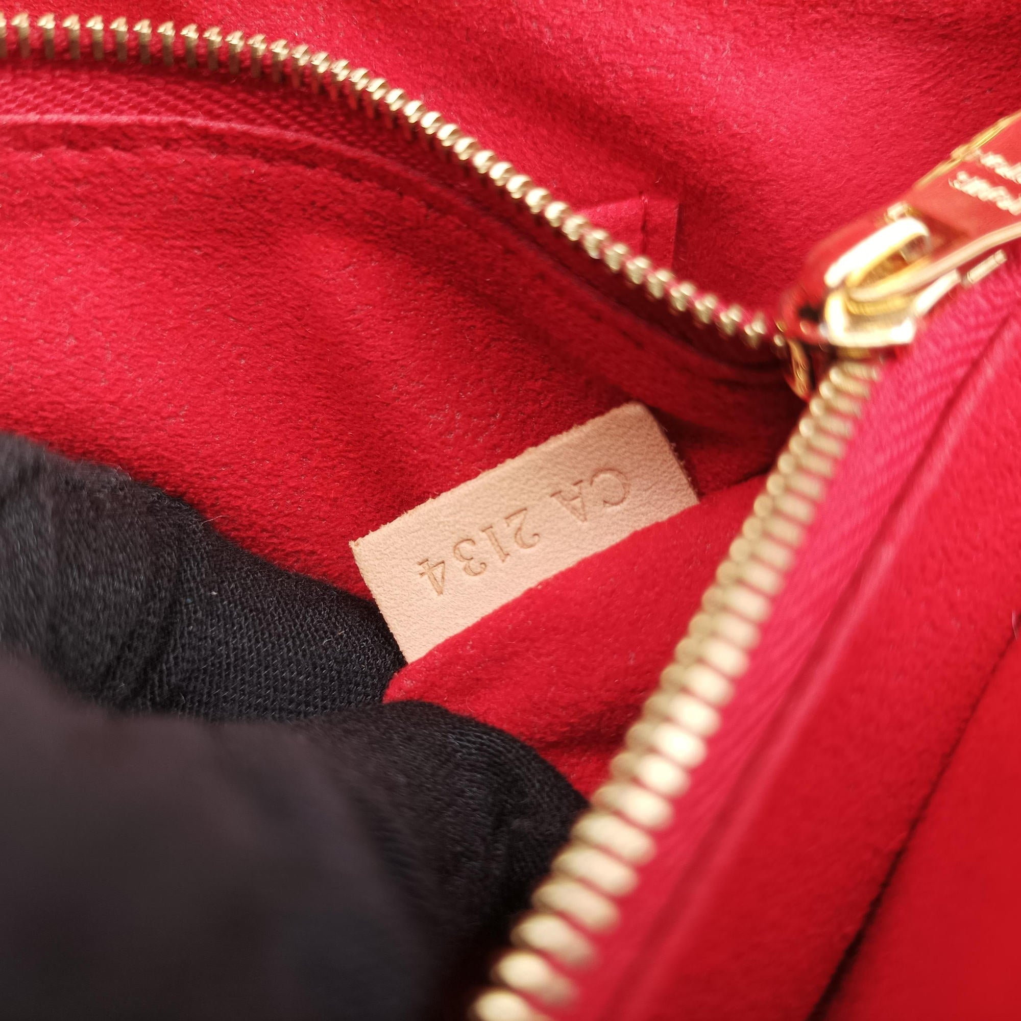 Pre-owned Louis Vuitton PALLAS Chain Brown×CERISE Monogram Canvas×calf leather M41201 shoulderbag | stylenewstar
