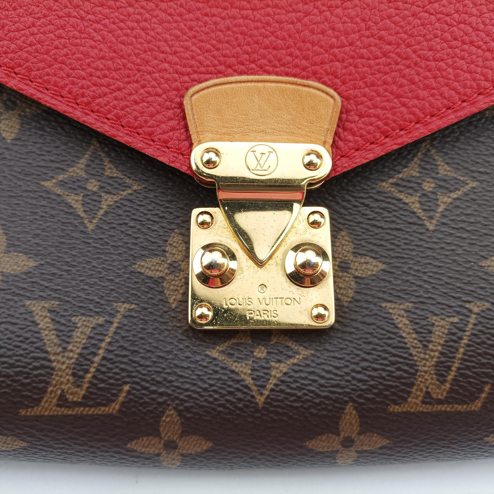 Pre-owned Louis Vuitton PALLAS Chain Brown×CERISE Monogram Canvas×calf leather M41201 shoulderbag | stylenewstar