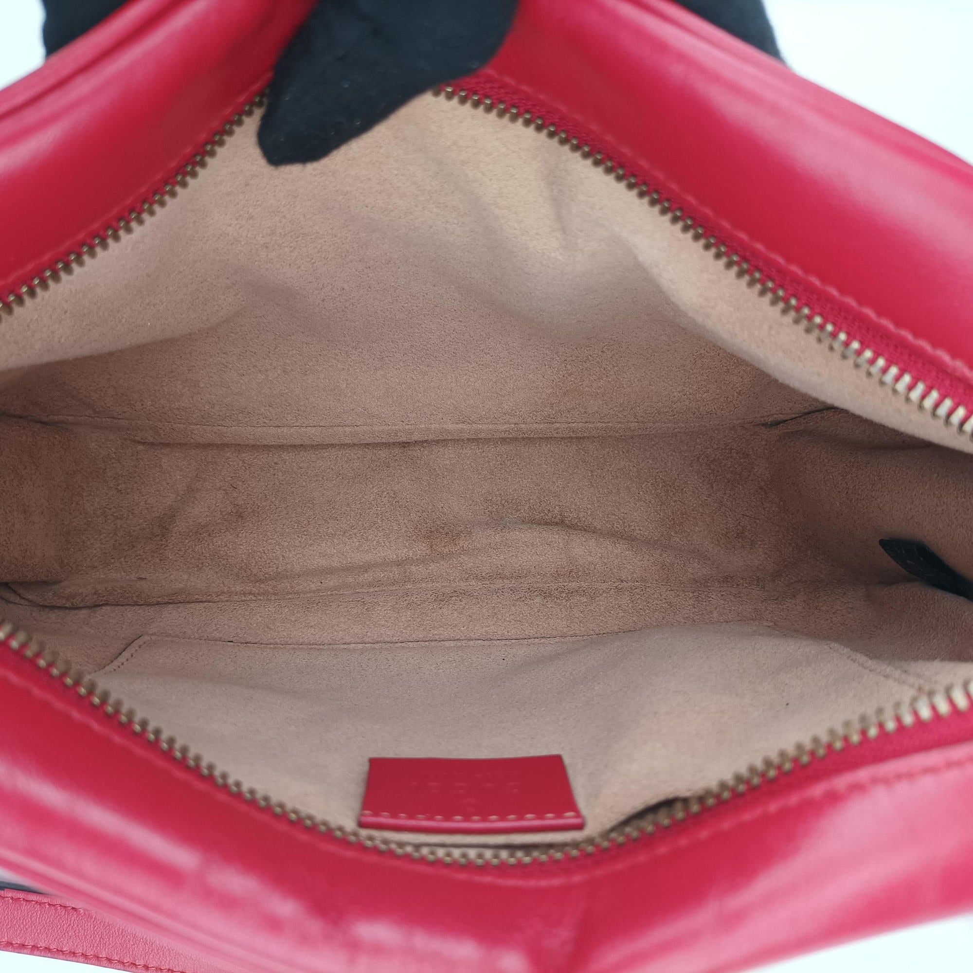 Pre-owned Gucci GG Marmont Red Leather 447632 shoulderbag | stylenewstar