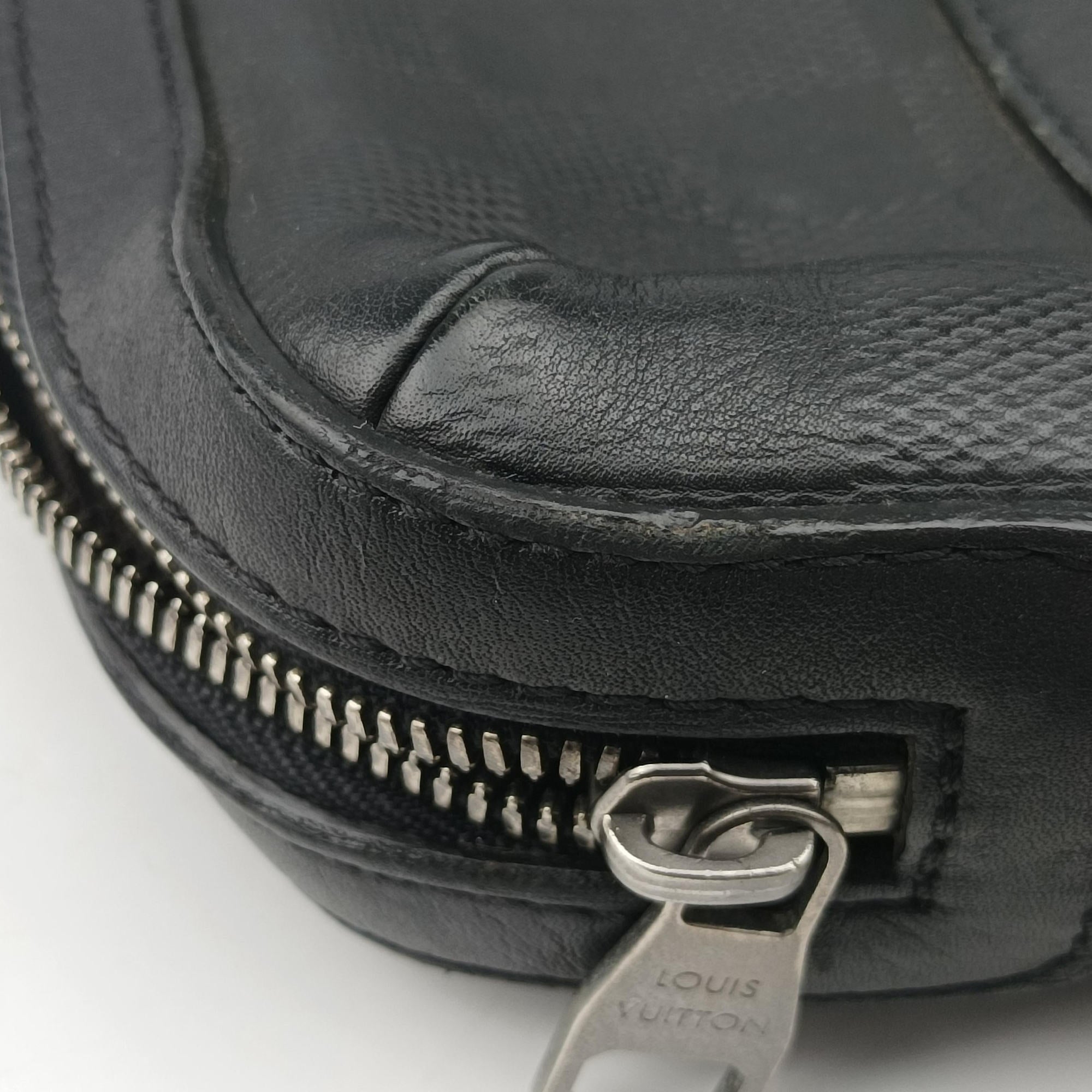Pre-owned Louis Vuitton CALYPSO MM ONYX Damier Infini N41201 shoulderbag | stylenewstar