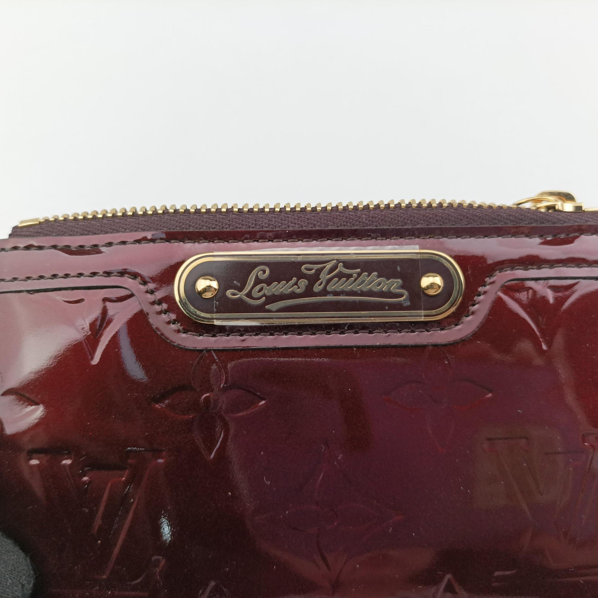 Pre-owned Louis Vuitton Pochette Cles Amarante Vernis M93557 coinpurse | stylenewstar