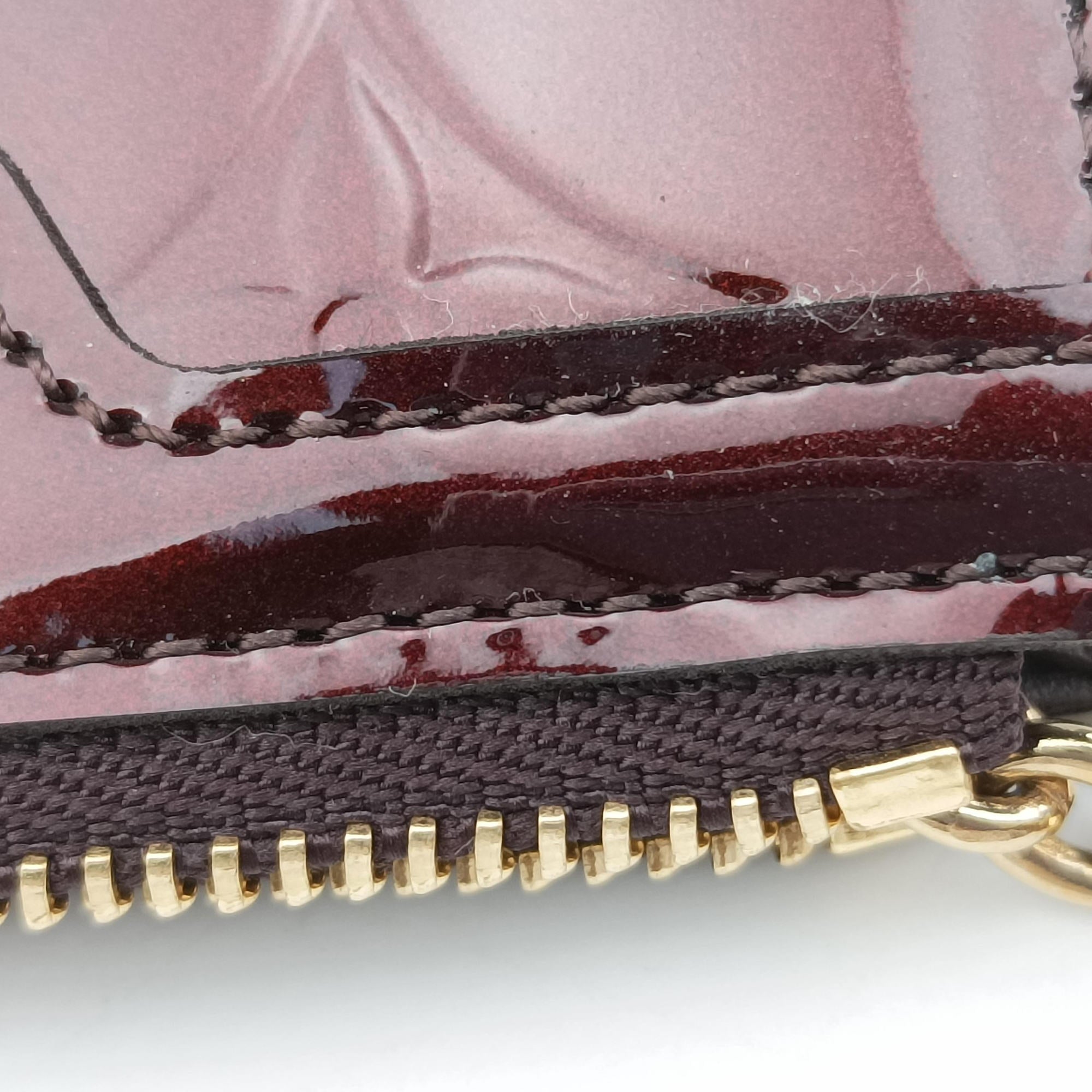 Pre-owned Louis Vuitton Pochette Cles Amarante Vernis M93557 coinpurse | stylenewstar