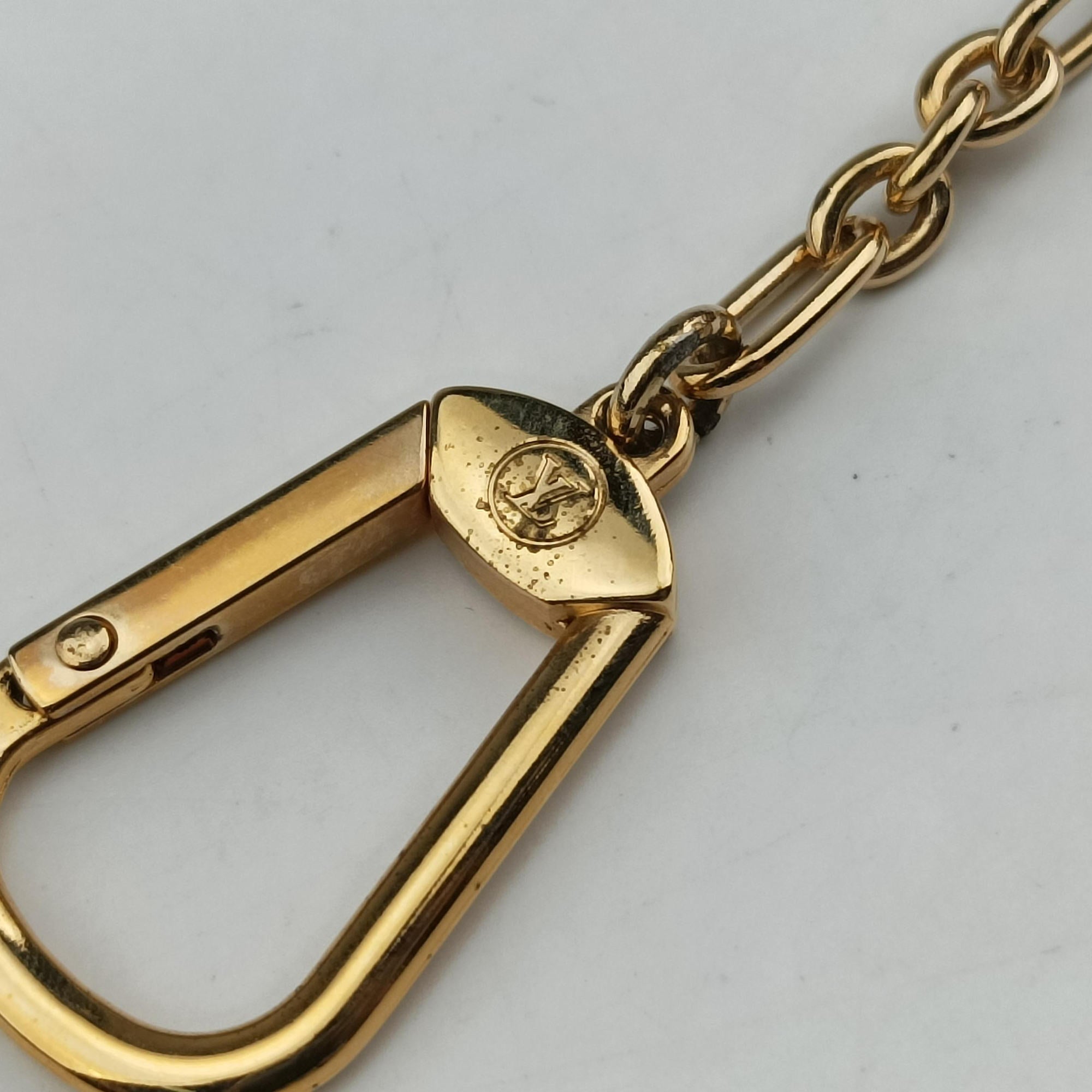 Pre-owned Louis Vuitton Pochette Cles Amarante Vernis M93557 coinpurse | stylenewstar