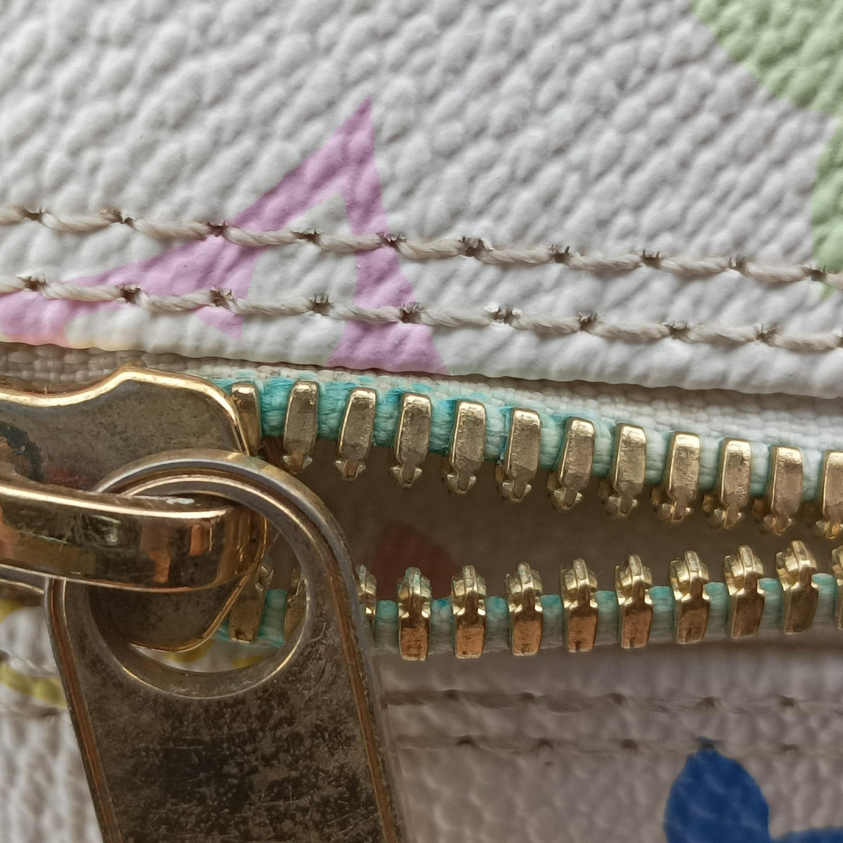 Pre-owned Louis Vuitton Alma PM white Monogram Multicolor M92647 handbag | stylenewstar