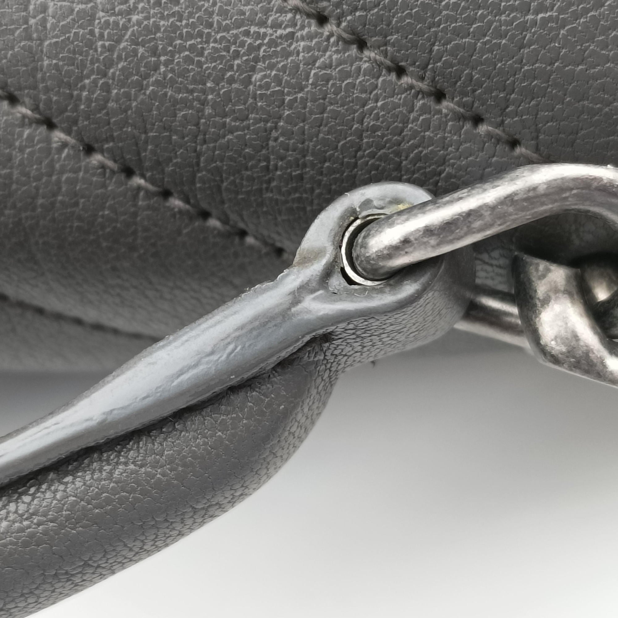 Pre-owned Yves Saint Laurent COLLEGE Grey Leather 487213 shoulderbag | stylenewstar