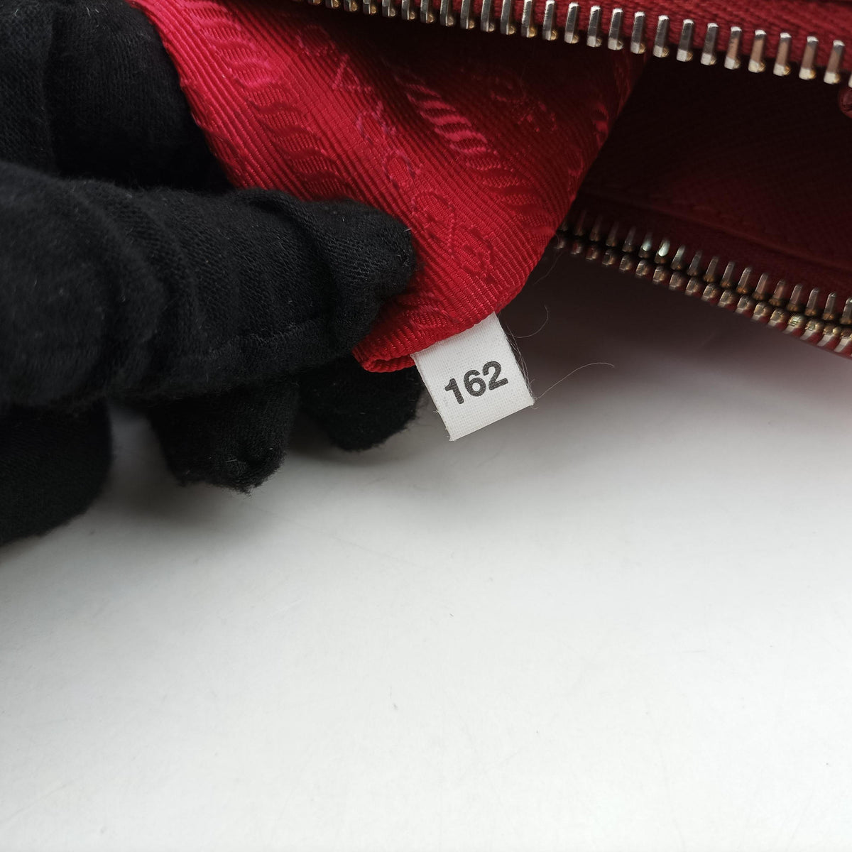 Secondhand Prada Galleria Red SAFFIANO Leather BN1844 shoulderbag | stylenewstar