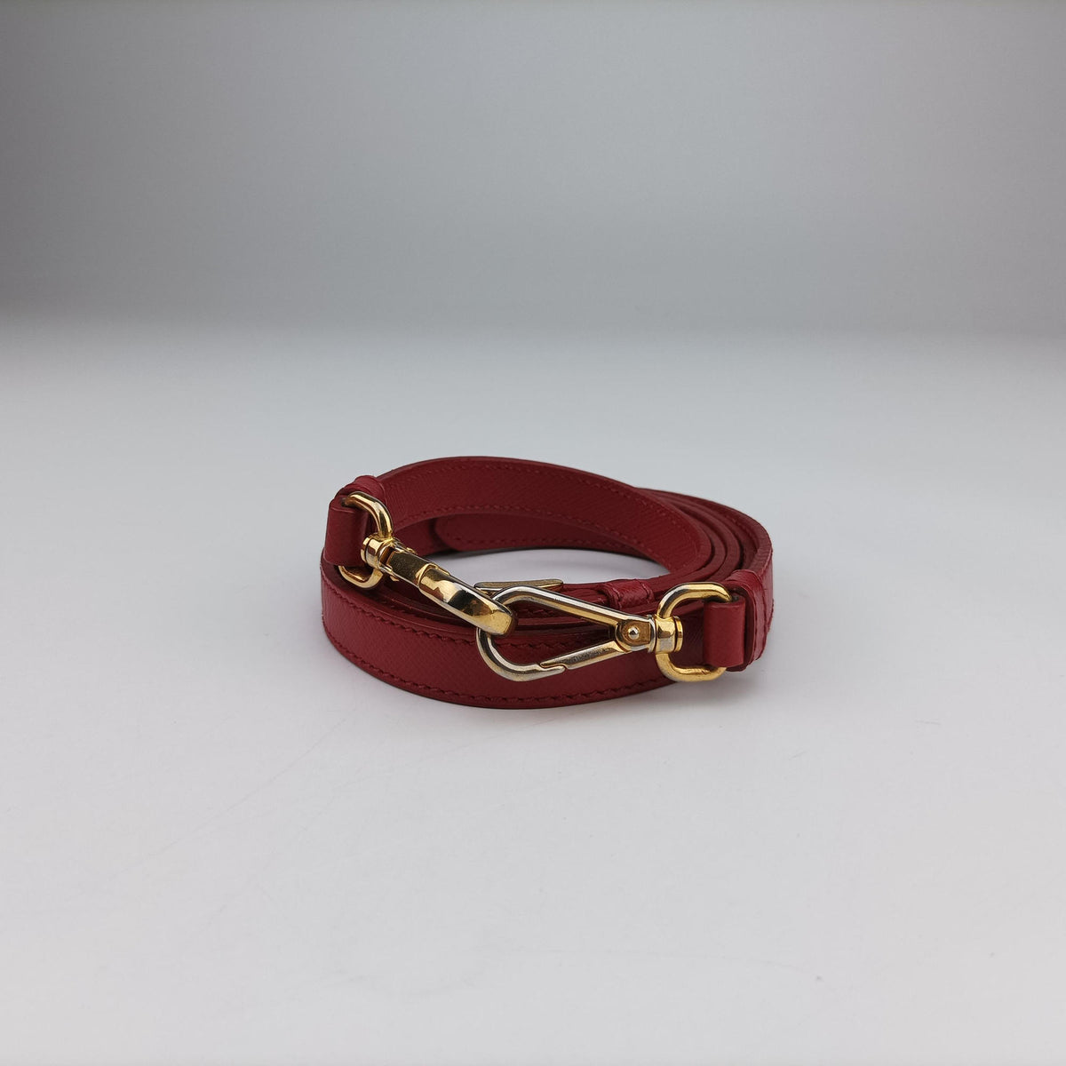 Secondhand Prada Galleria Red SAFFIANO Leather BN1844 shoulderbag | stylenewstar