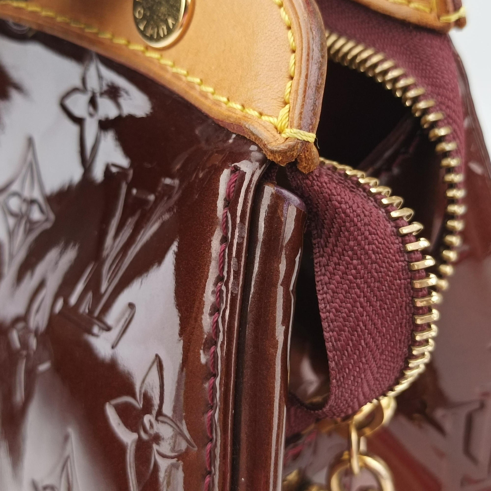 Pre-owned Louis Vuitton Brea MM ROUGE FAUVISTE Vernis M91690 shoulderbag | stylenewstar