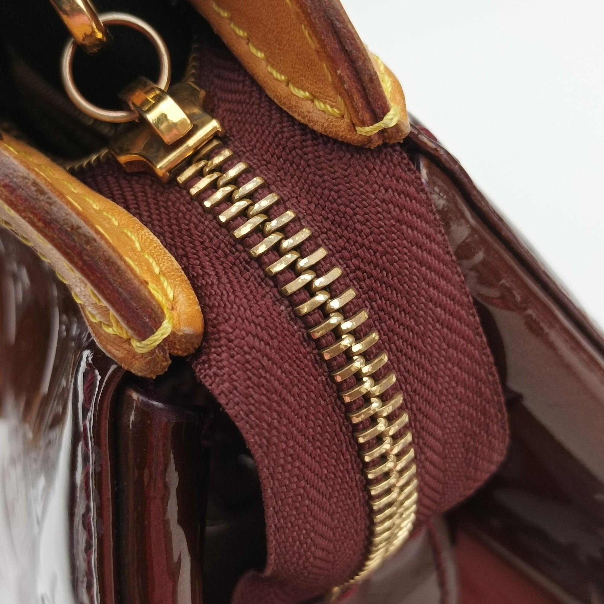 Pre-owned Louis Vuitton Brea MM ROUGE FAUVISTE Vernis M91690 shoulderbag | stylenewstar