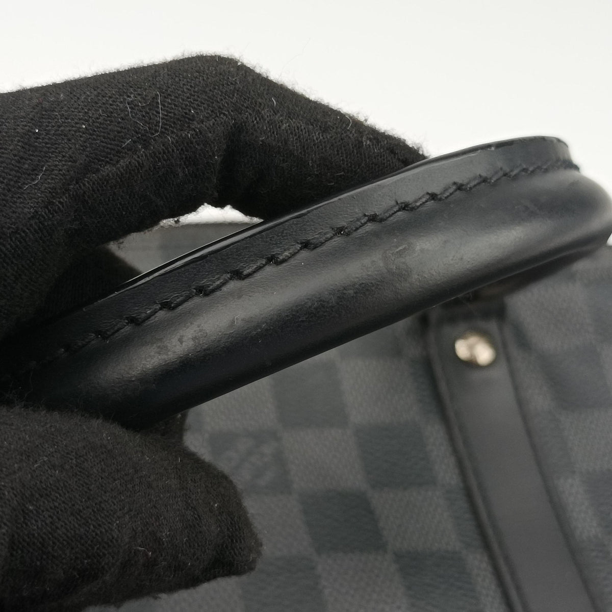 Pre-owned Louis Vuitton Porte Documents Voyage PM Noir Damier Graphite N41478 handbag | stylenewstar