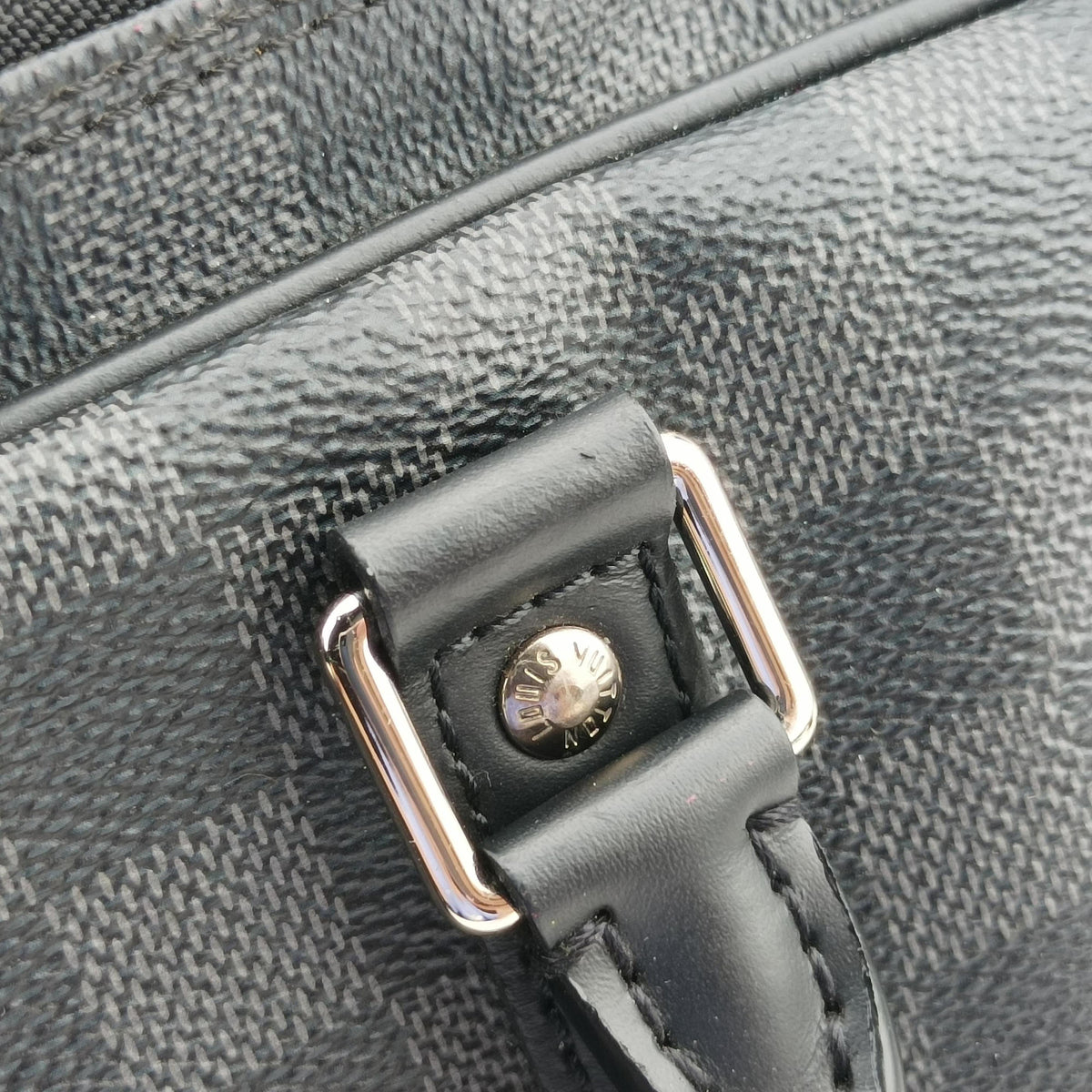 Pre-owned Louis Vuitton Porte Documents Voyage PM Noir Damier Graphite N41478 handbag | stylenewstar
