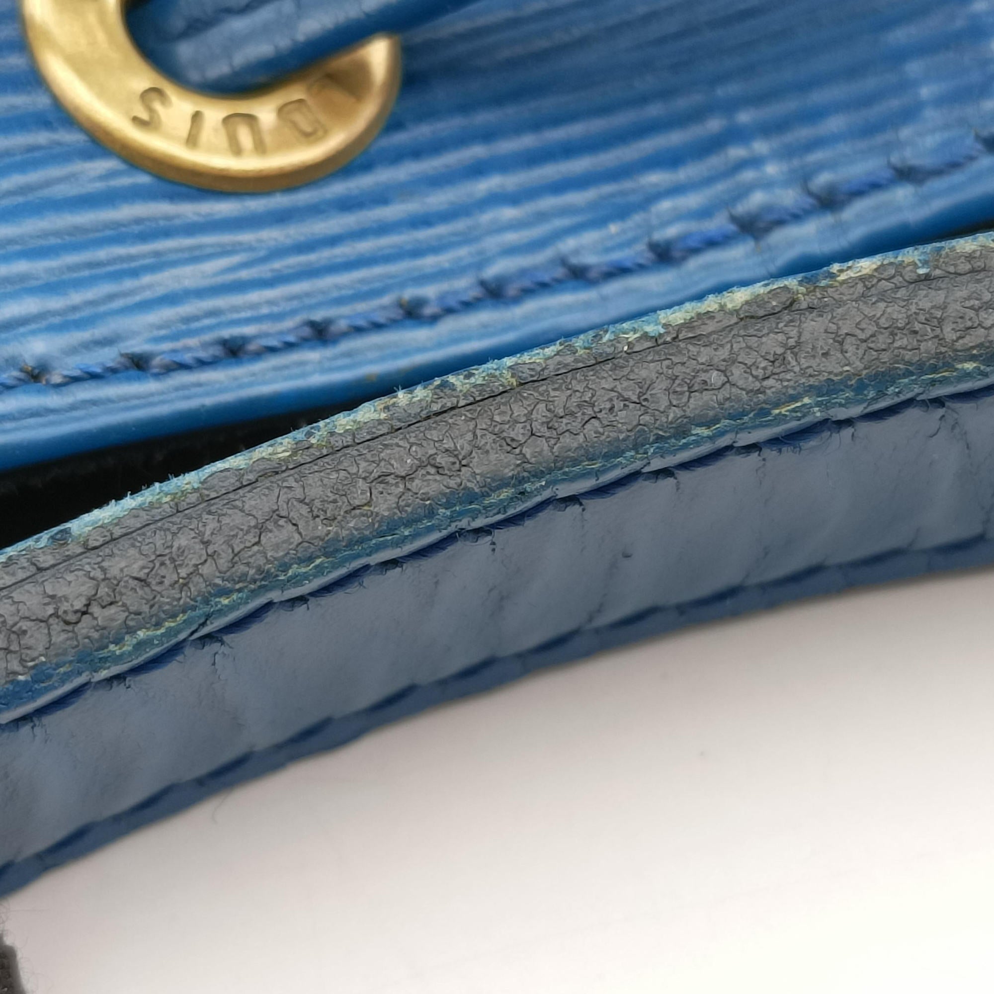 Secondhand Louis Vuitton Petit Noe Toledo Blue Epi M44105 shoulderbag | stylenewstar