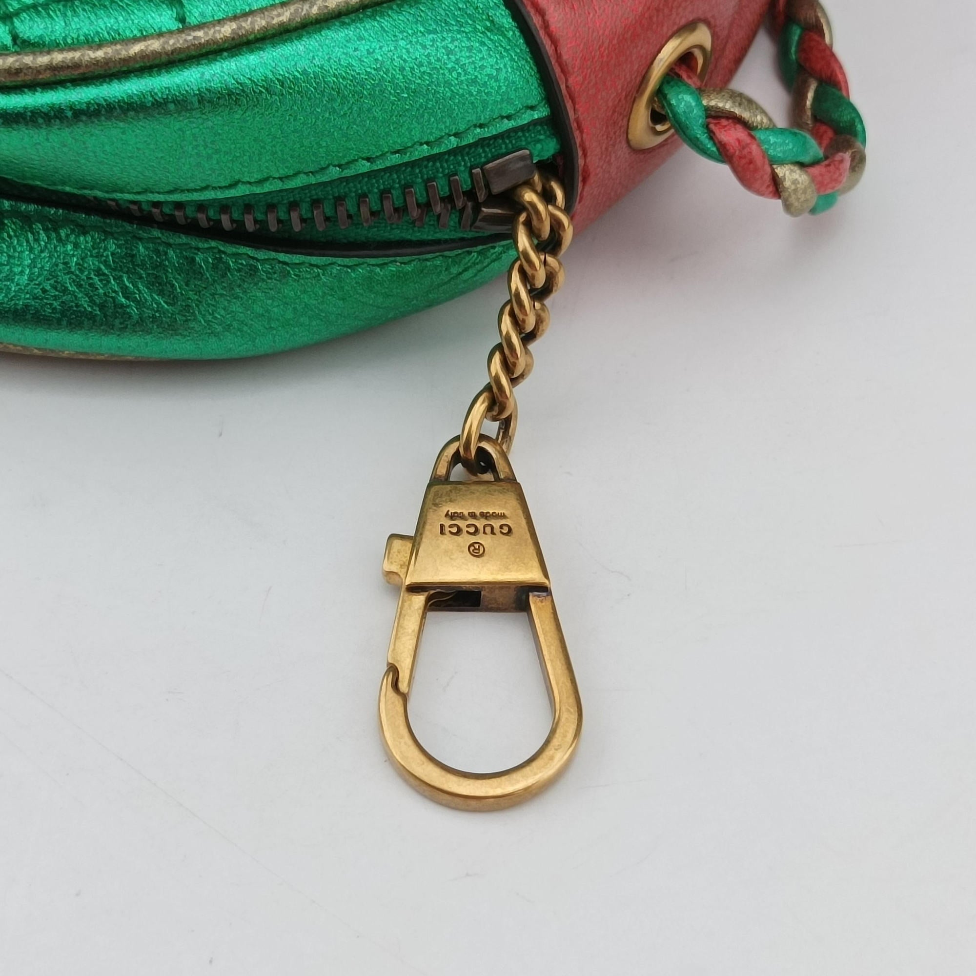 Pre-owned Gucci Laminate Red×Green Leather 534951 shoulderbag | stylenewstar