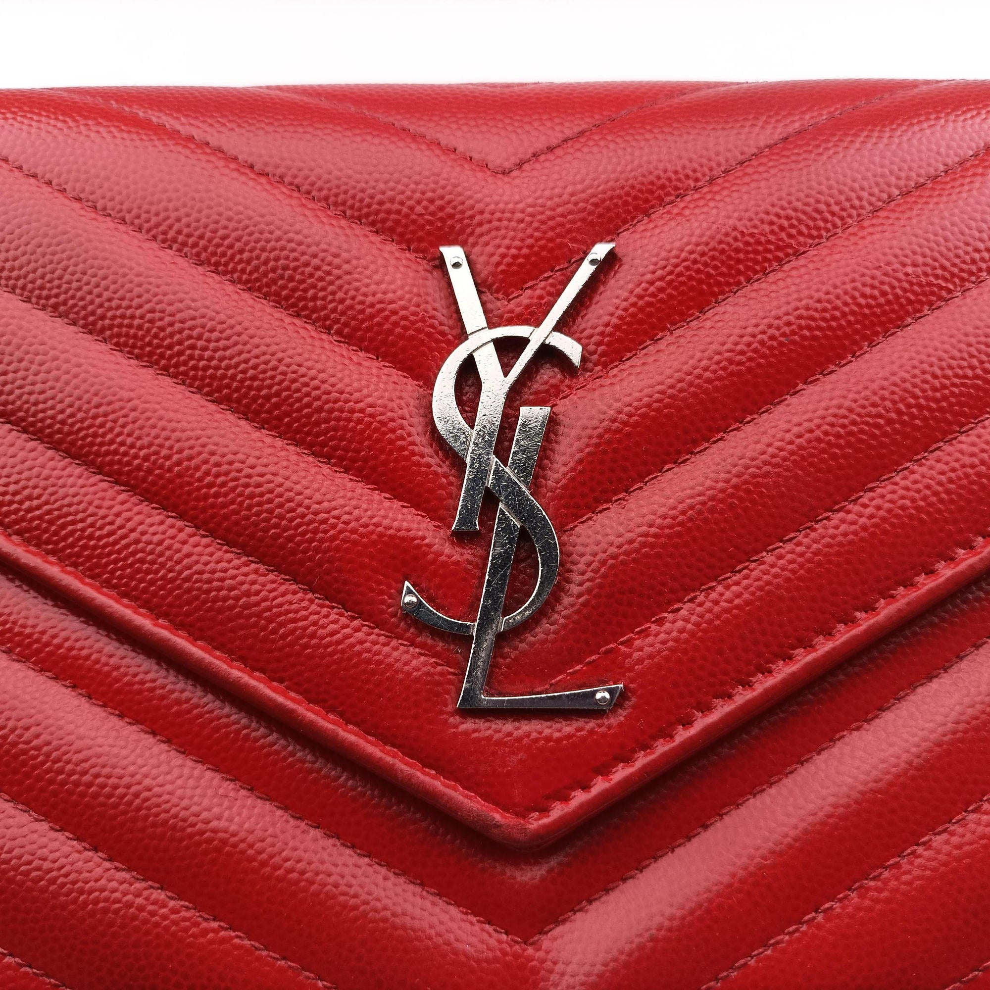 Pre-owned Yves Saint Laurent MONOGRAM Red Caviar Skin 377828 shoulderbag | stylenewstar