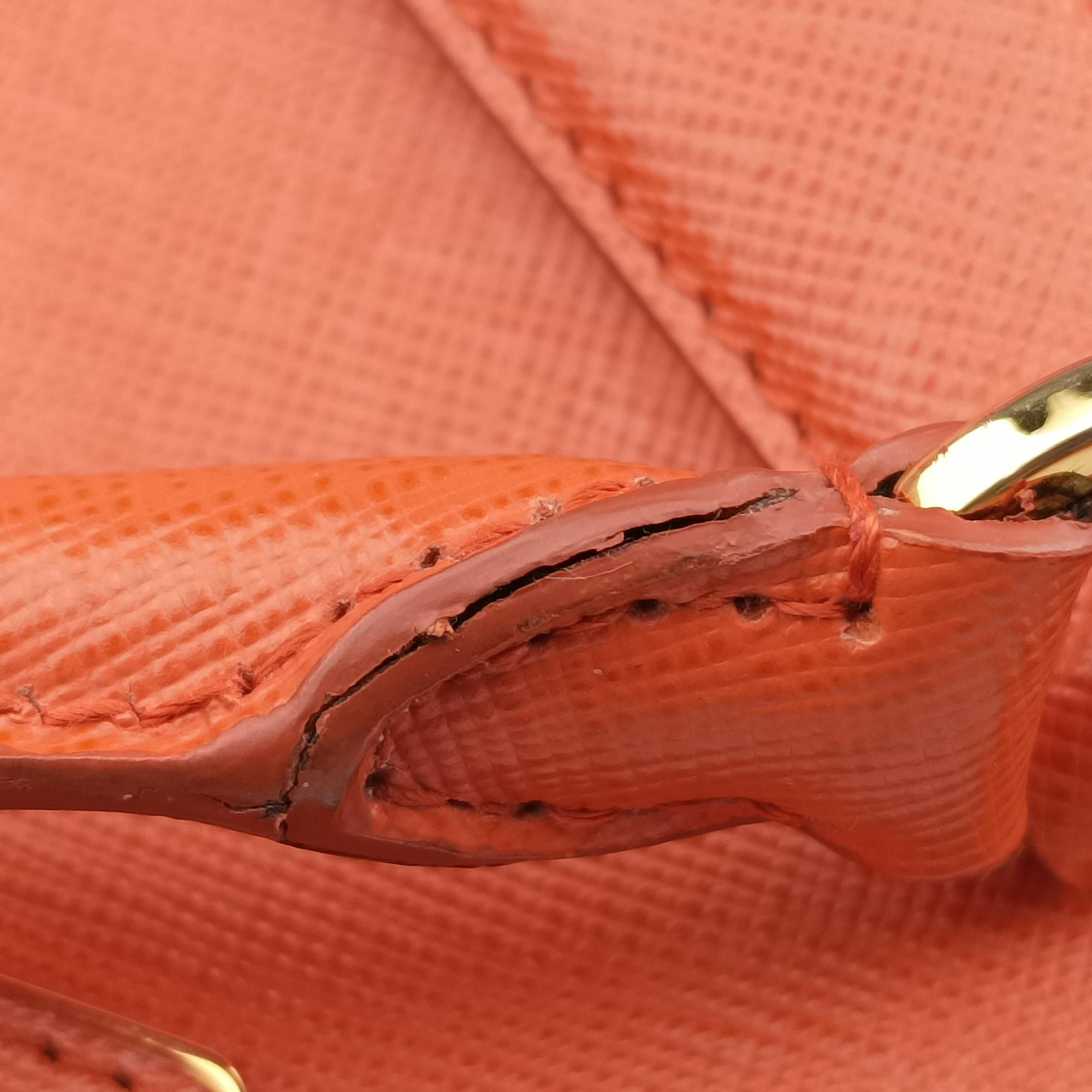 Pre-owned Prada Galleria Orange×red SAFFIANO Leather BN1844 shoulderbag | stylenewstar