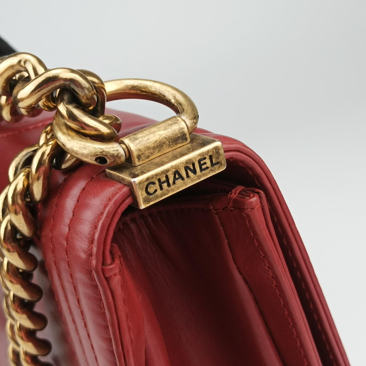 Pre-owned Chanel BOY CHANEL Red Leather A66711 shoulderbag | stylenewstar