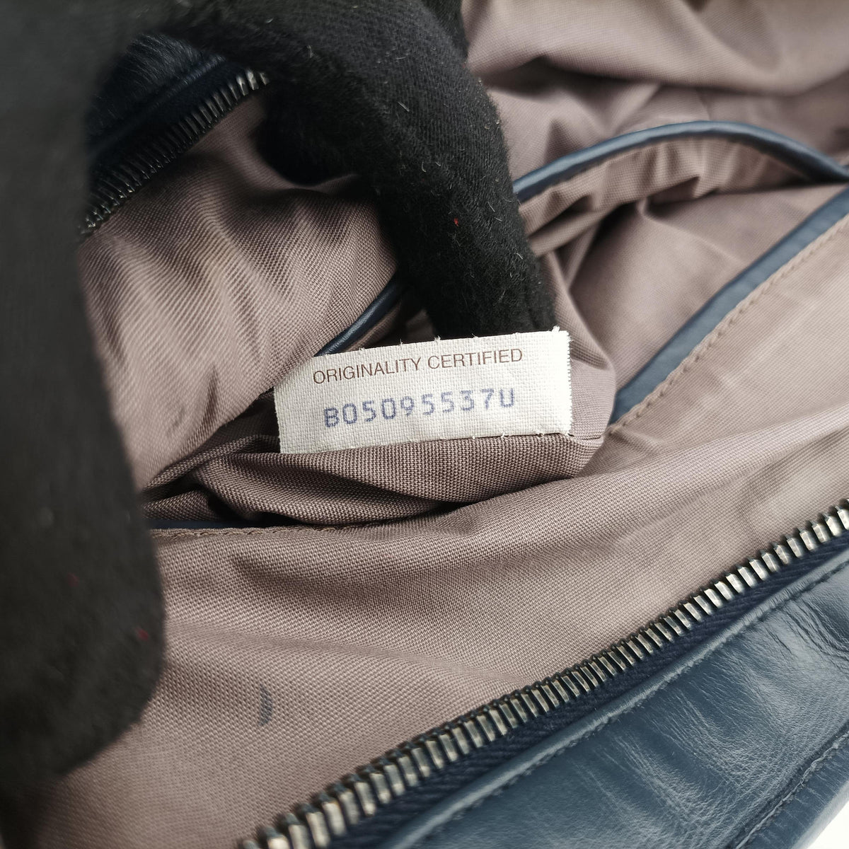 Vintage Bottega Veneta Intrecciato Navy lambskin  handbag | stylenewstar