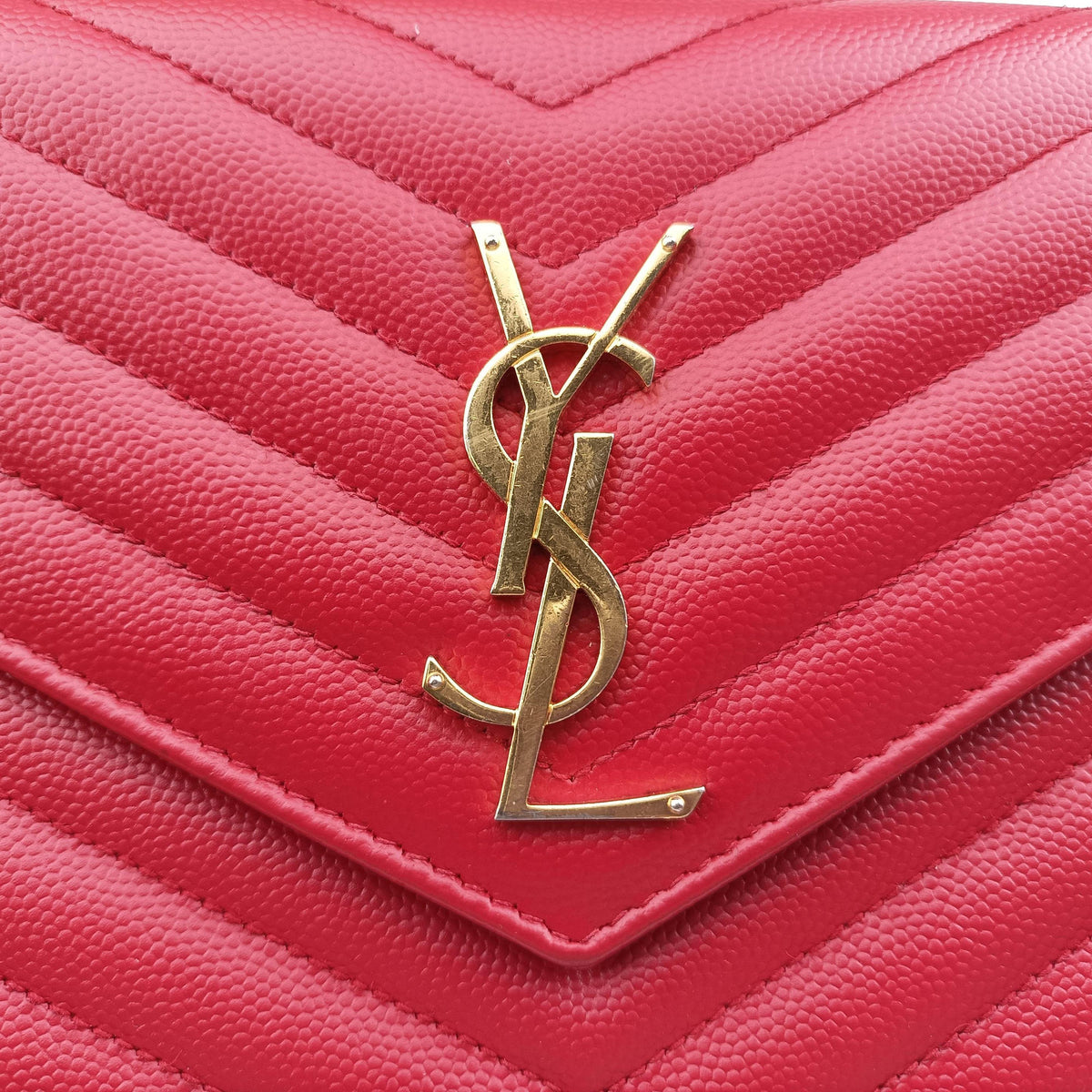 Pre-owned Yves Saint Laurent MONOGRAM Red Leather 277828 shoulderbag | stylenewstar