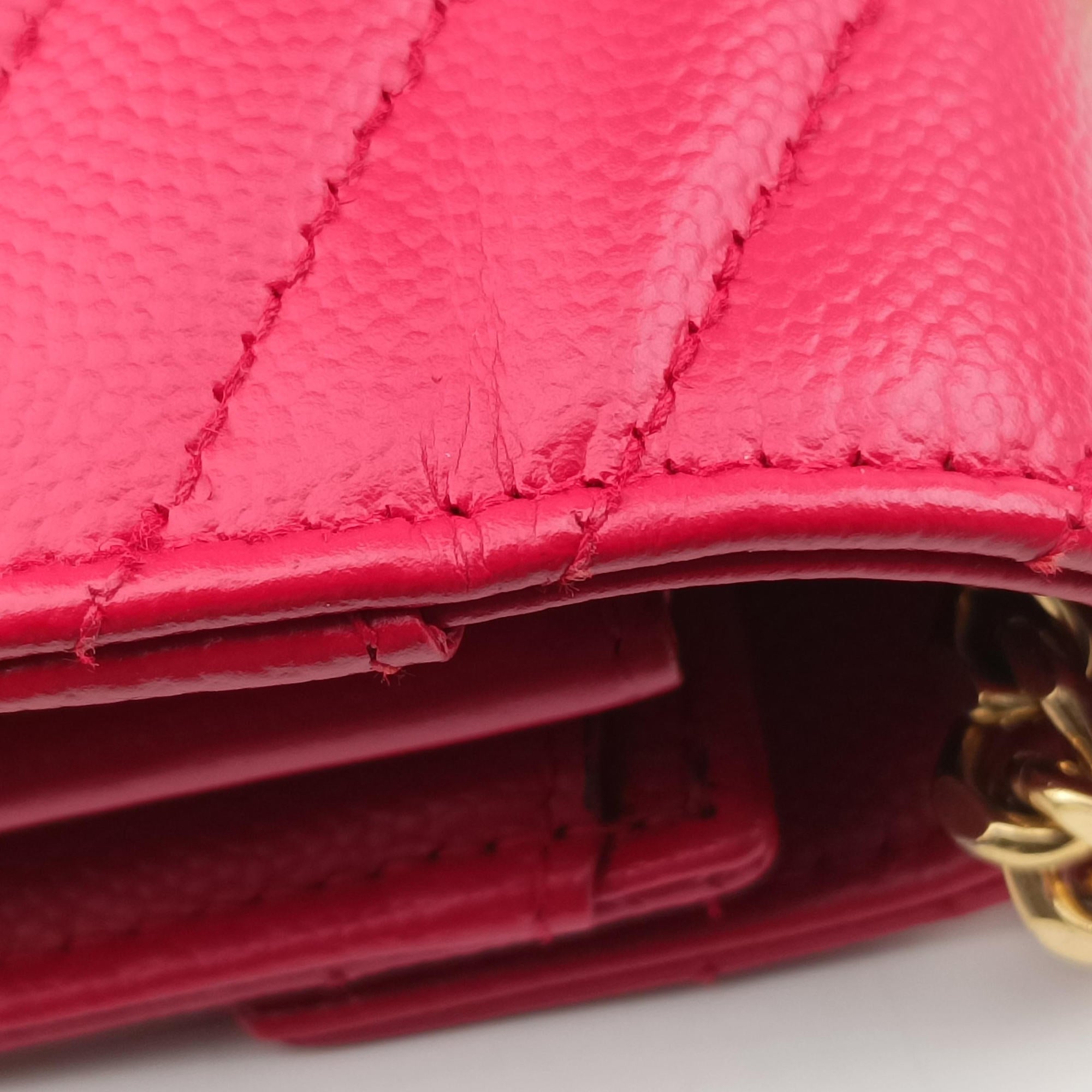 Pre-owned Yves Saint Laurent MONOGRAM Red Leather 277828 shoulderbag | stylenewstar